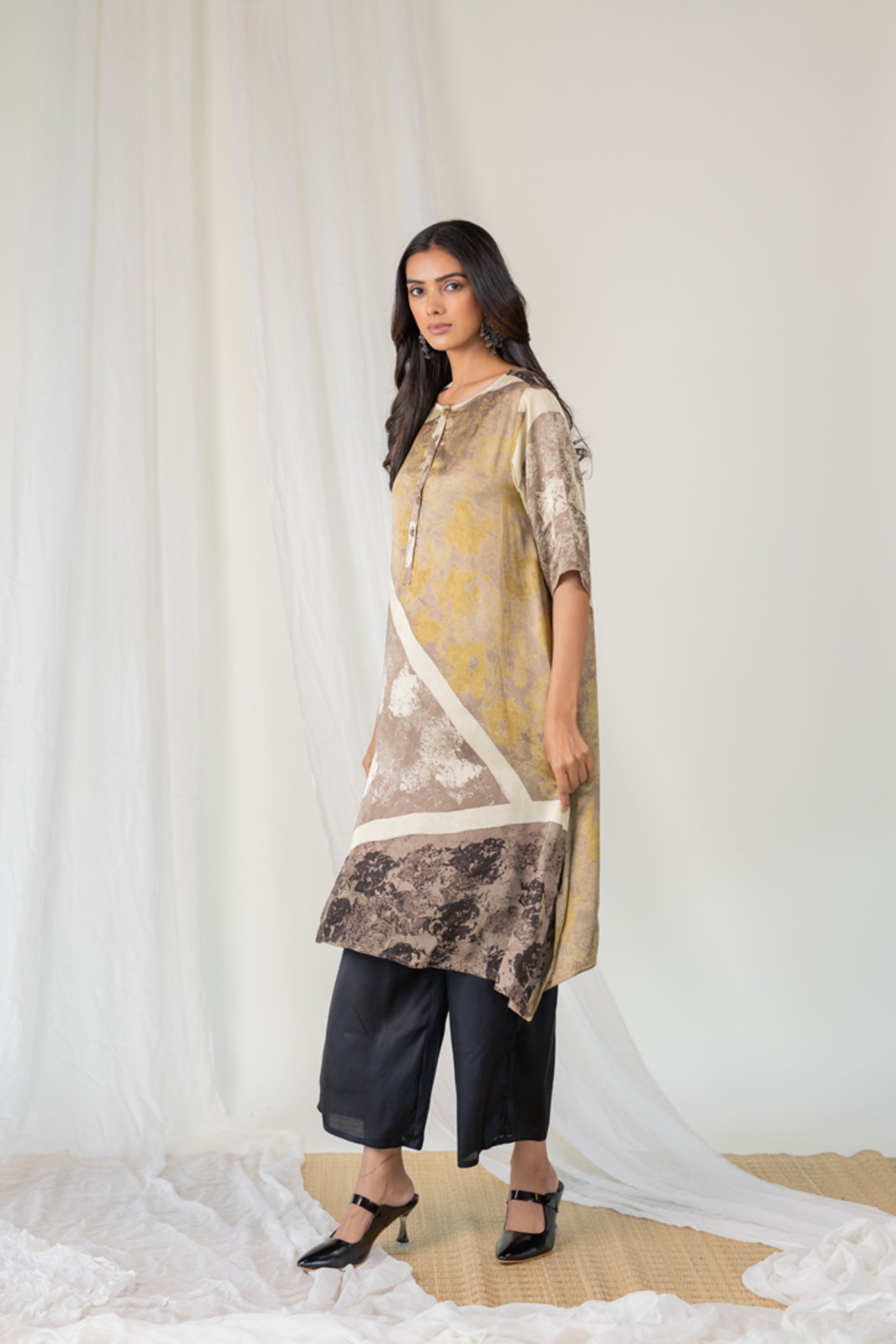 Sandstone Symphony Kurta - CiceroniKurta, Everyday WearMaidaan