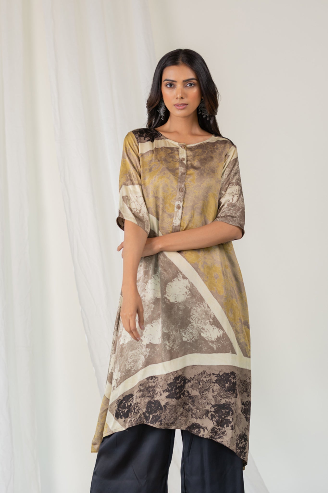 Sandstone Symphony Kurta - CiceroniKurta, Everyday WearMaidaan