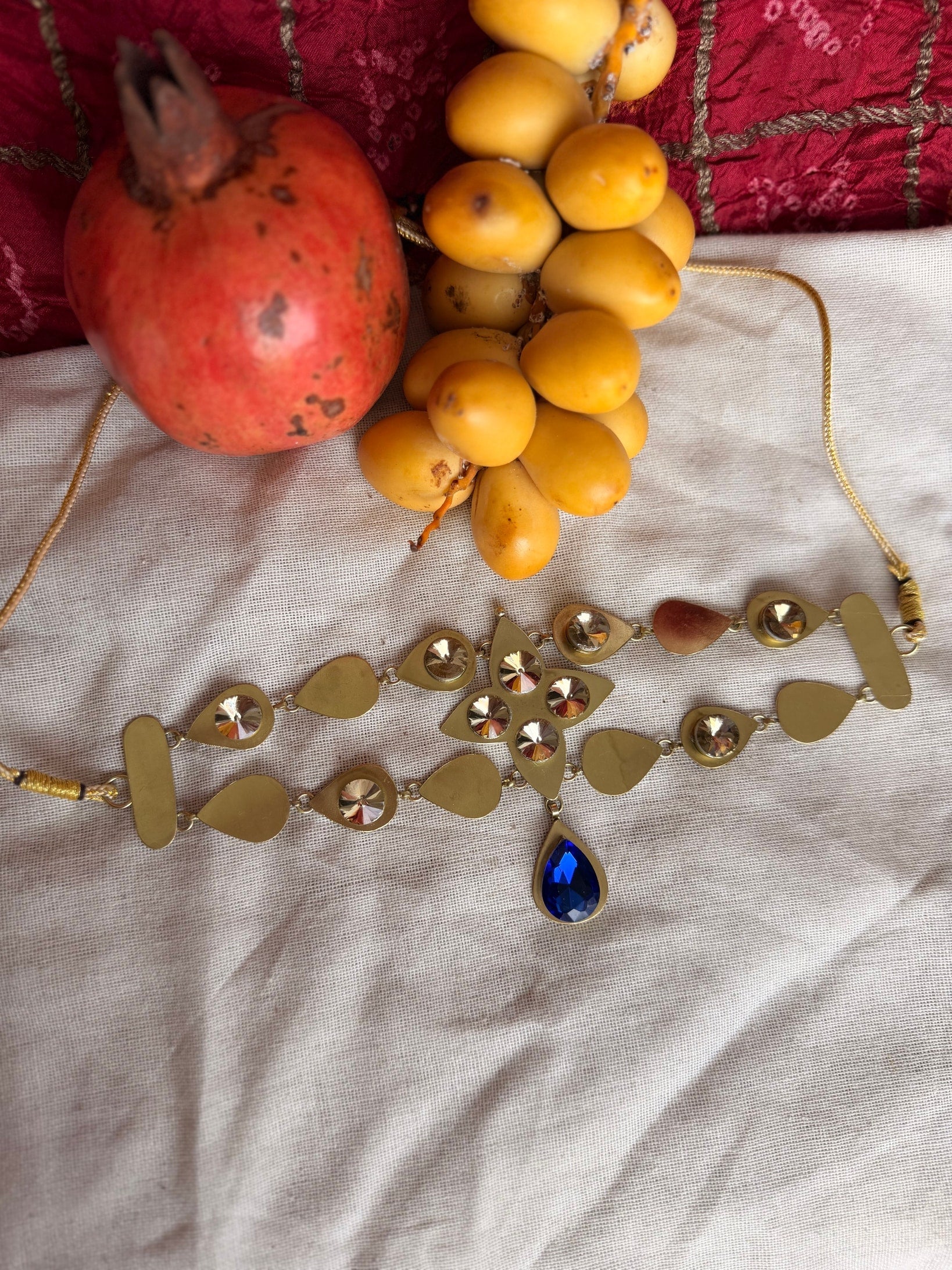 Sapphire Bloom Choker - CiceroniChokerBy Nirjari