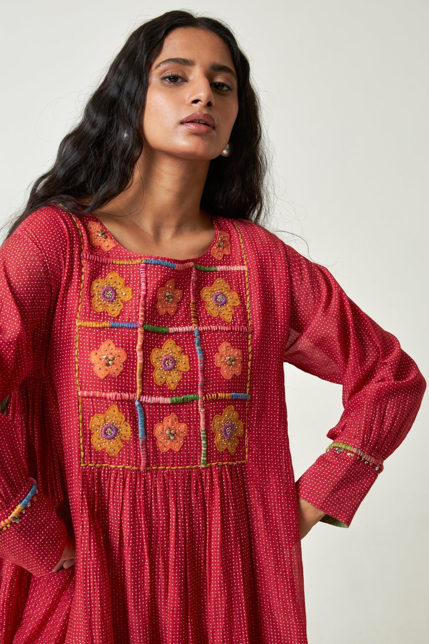 Scarlet Bloom Embroidered Kurta Set - CiceroniKurta SetPants and Pajamas