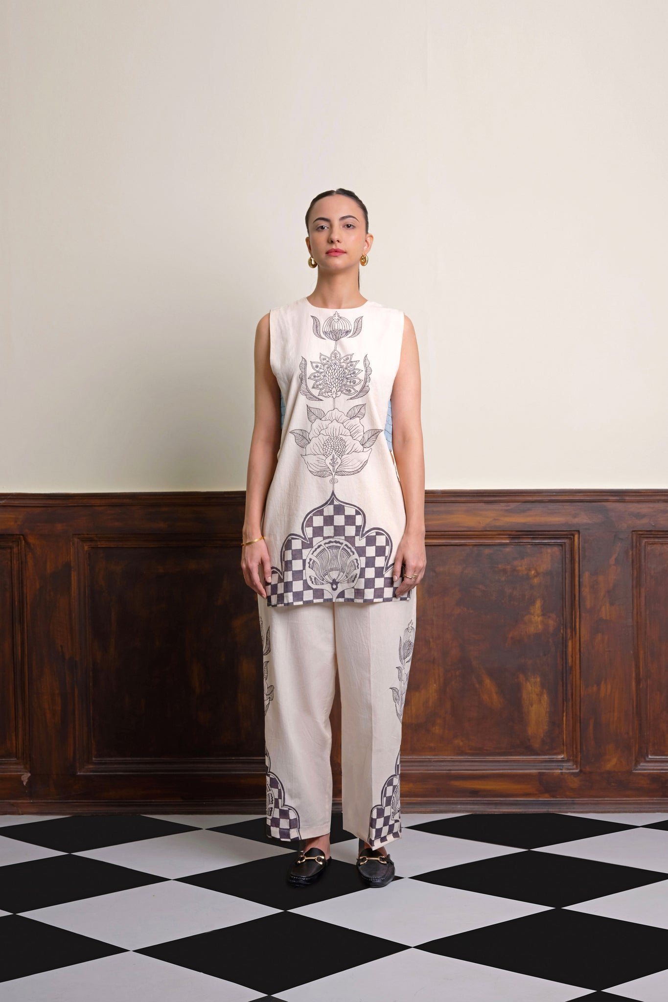 Scribbled in Threads Top - CiceroniTopsNambi - Kai