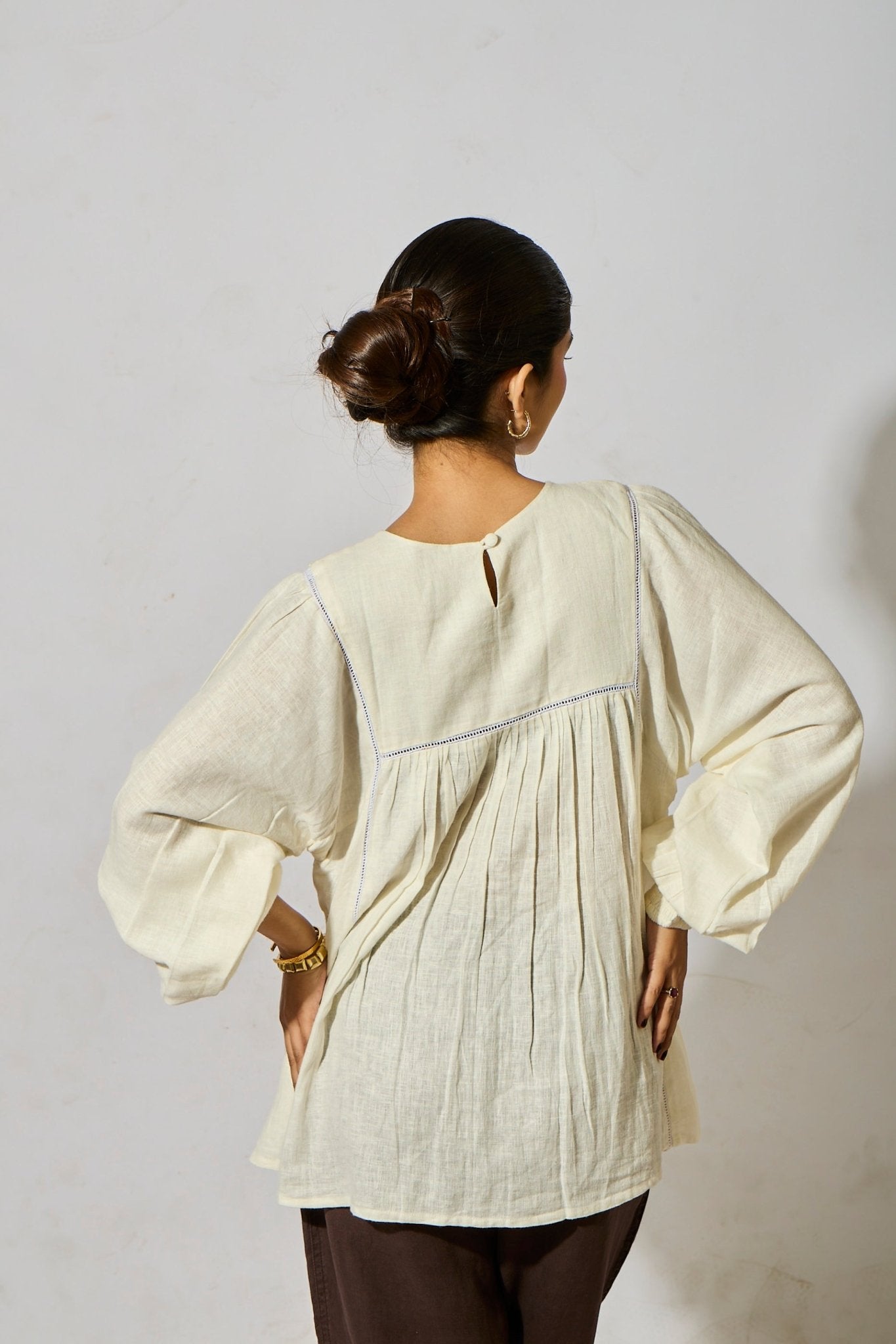 Seascape Frill Top - CiceroniTopsArtbeats by Keerthana