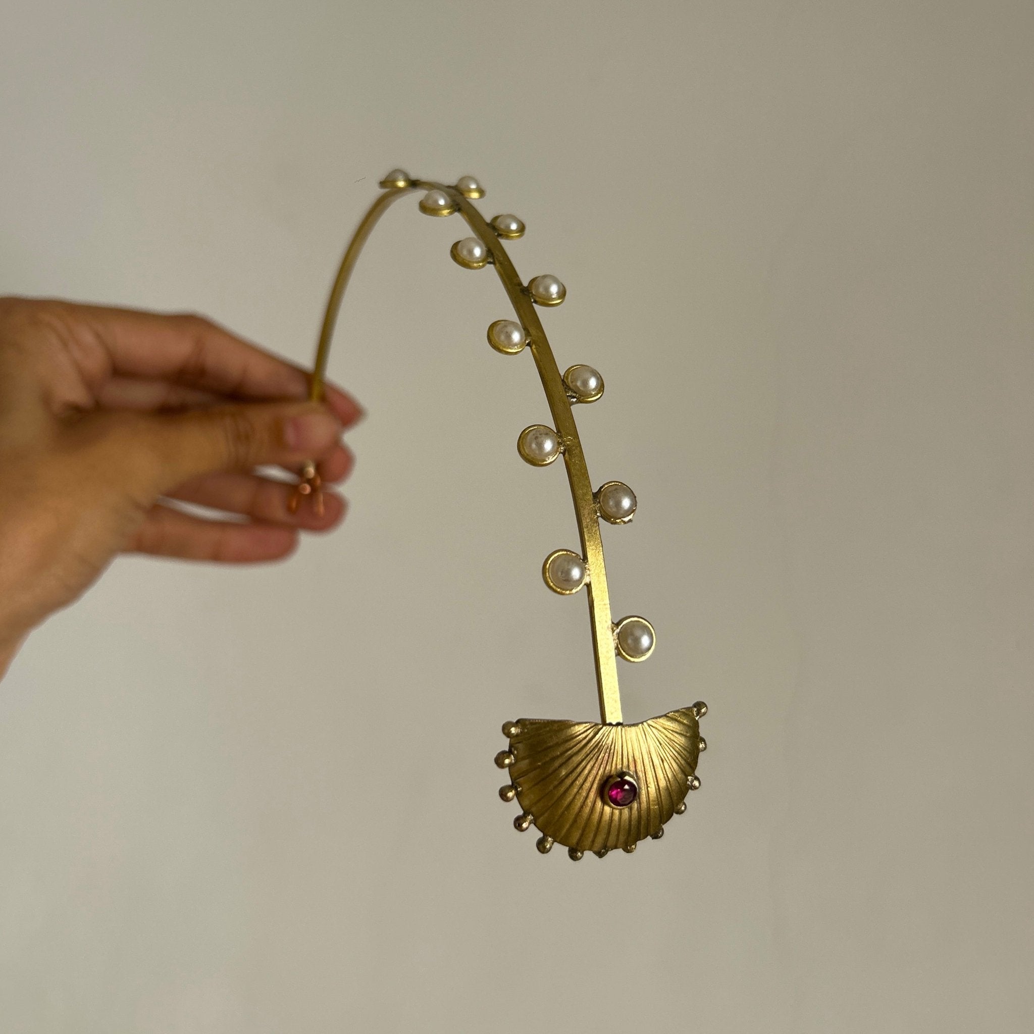 Shellita - Head Gear - CiceroniHair AccessoriesBy Nirjari