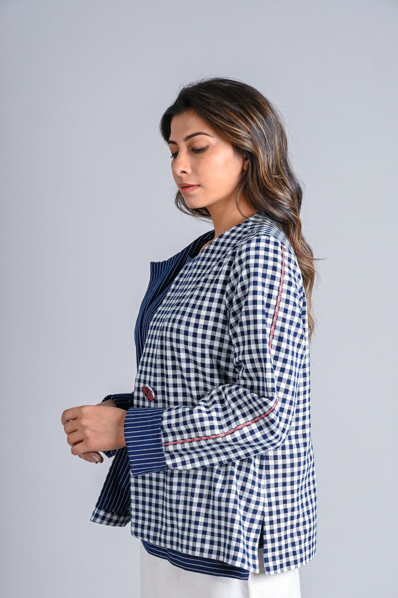 Short Fold Up Sleeve Jacket - CiceroniJacketsRang by Rajvi