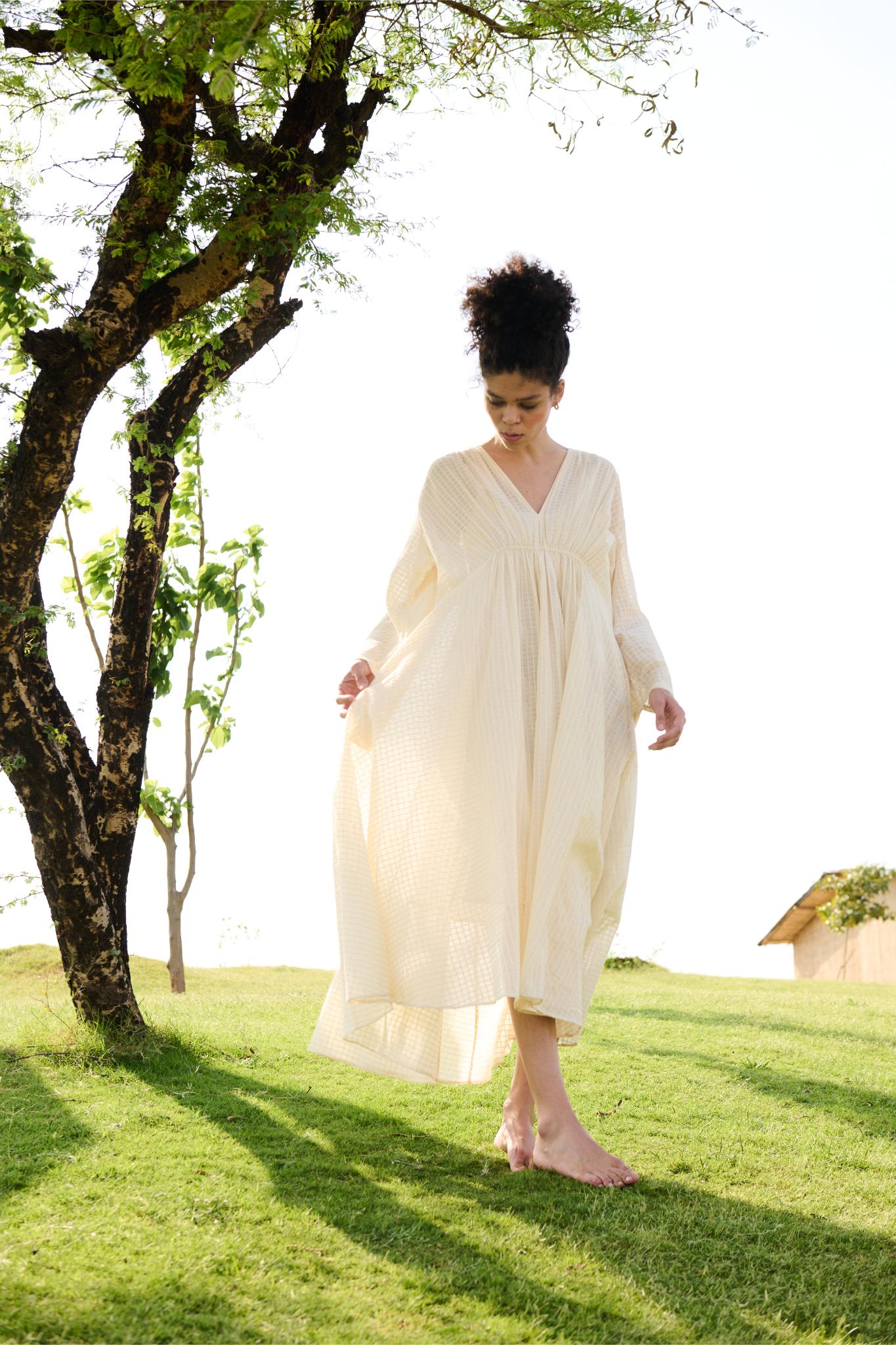 Shri Dress - CiceroniDressesRAAS Life