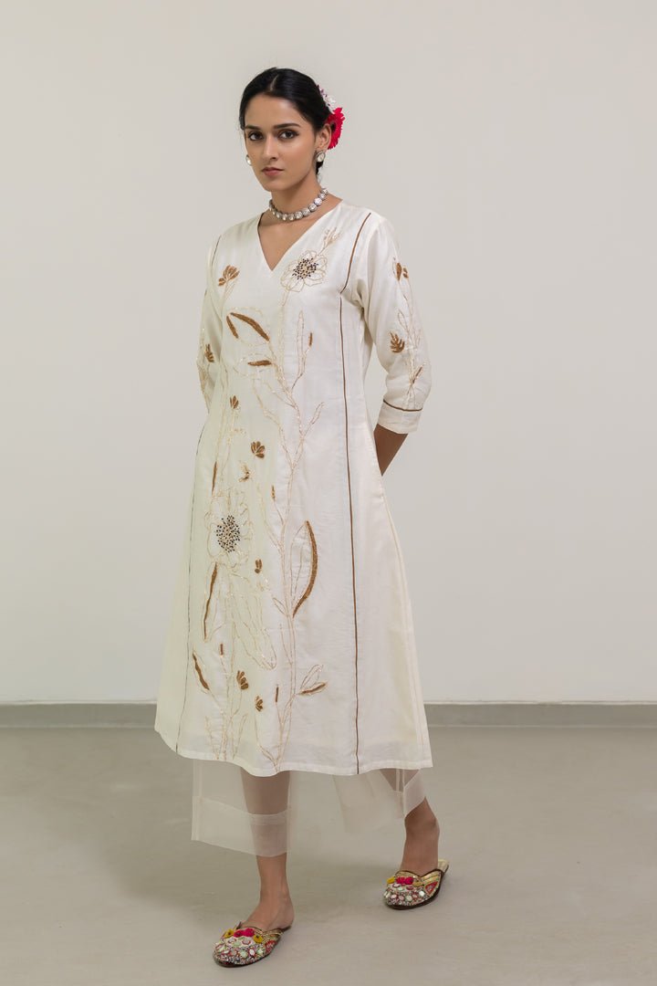 Shwetara Kurta and Sheer Pants Set - CiceroniKurta Set, Festive WearSilai Studio