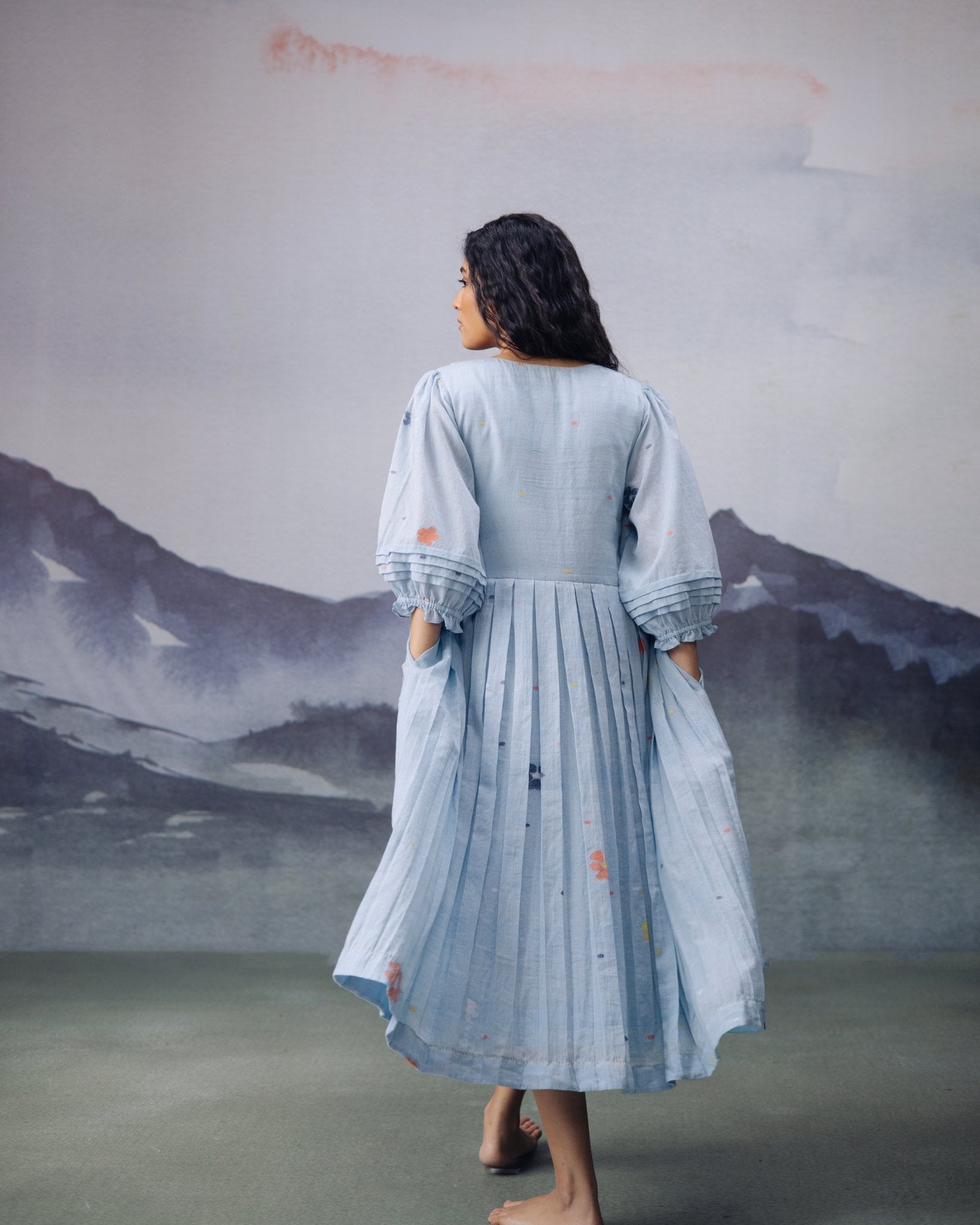 Sky Daisy Desire Box Pleat Dress - CiceroniDressesGulmohar Calcutta