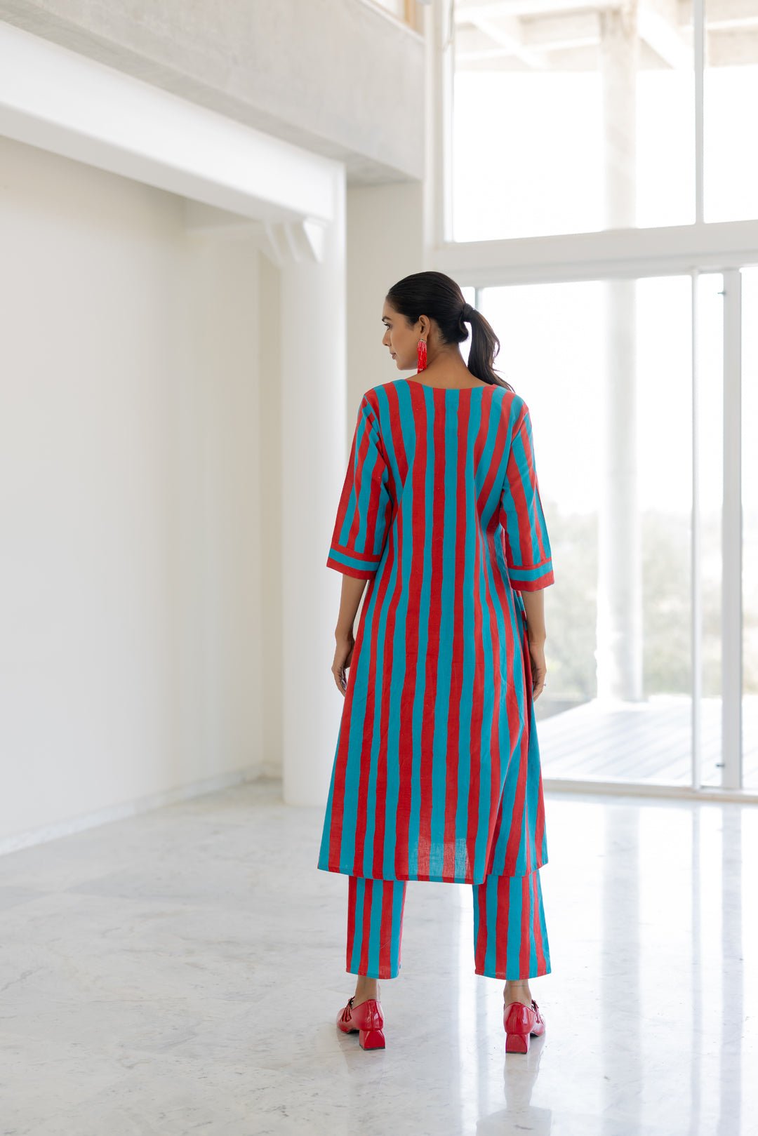 Sky Fire Striped Appliqué Kurta Set - CiceroniKurta Set, Everyday WearSilai Studio