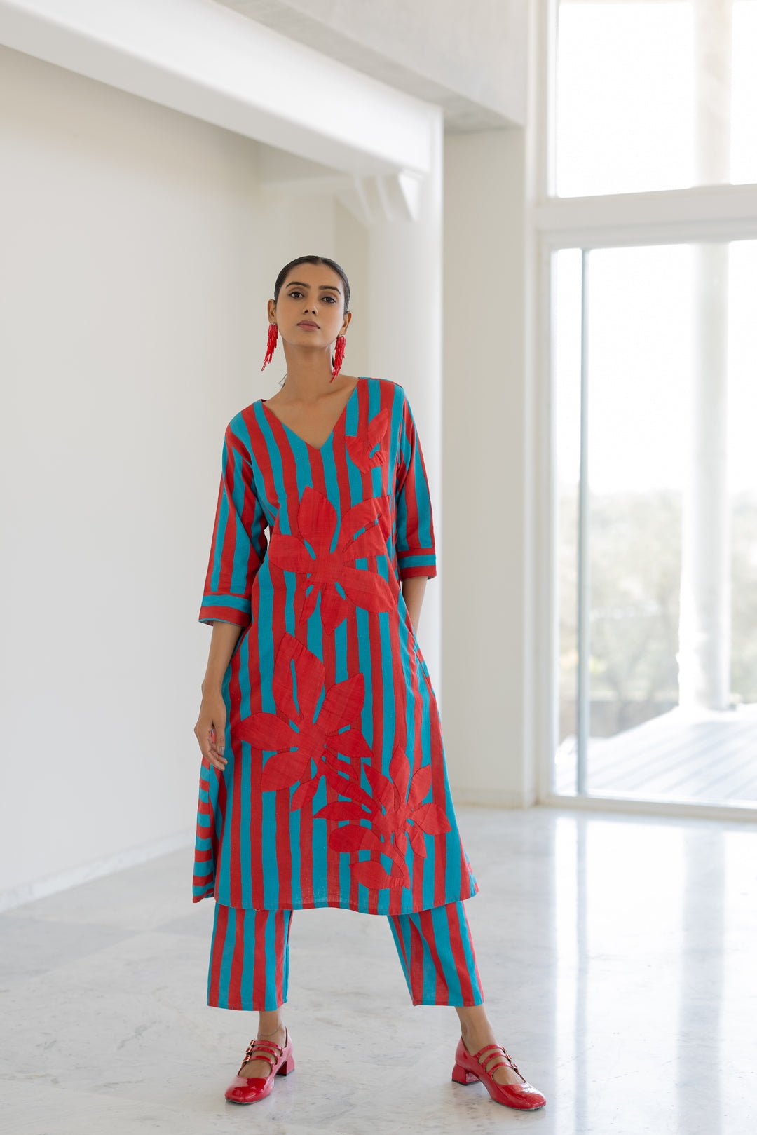 Sky Fire Striped Appliqué Kurta Set - CiceroniKurta Set, Everyday WearSilai Studio