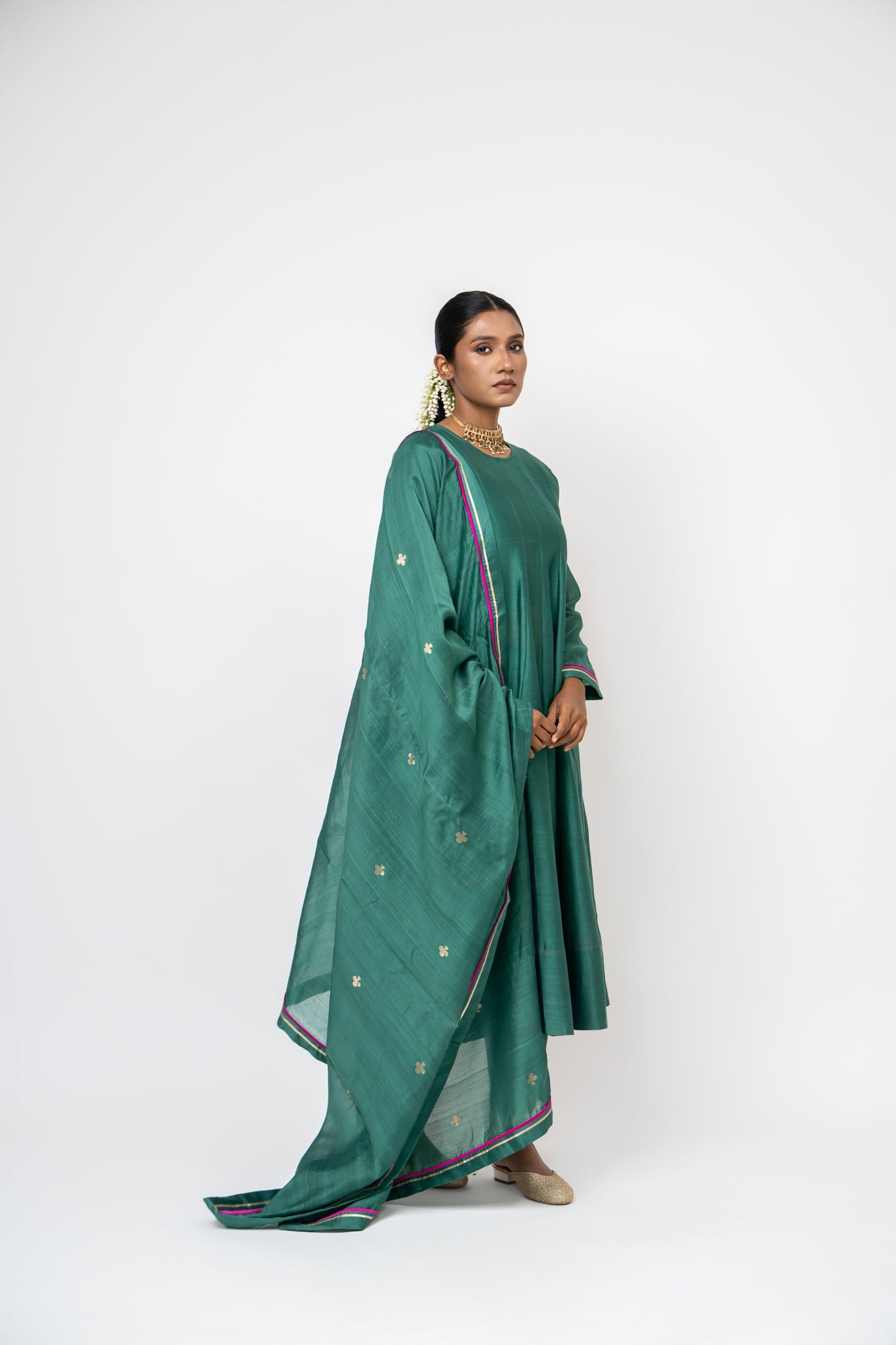 Sky & Water Set - CiceroniKurta Set, Festive WearKajal Agarwal