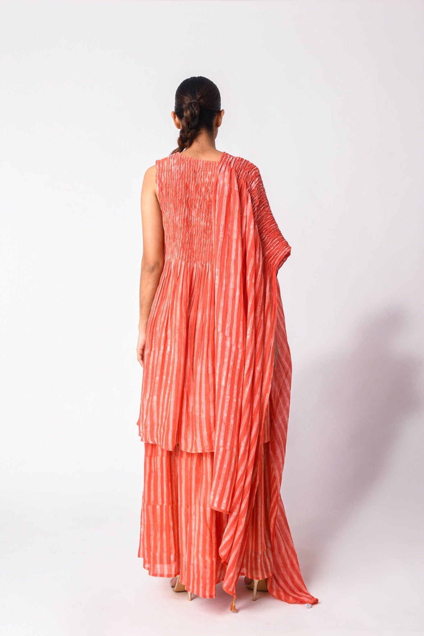 Smocky Coral Set - CiceroniKurta SetJayati Goenka