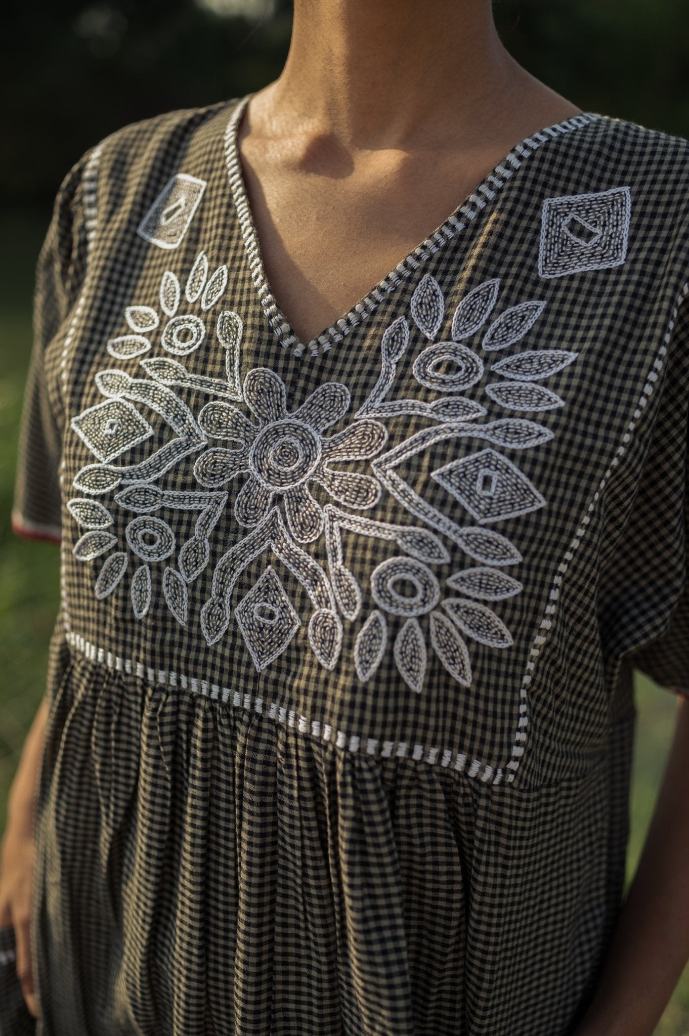 Sohrai Midi Dress - CiceroniDressesIra