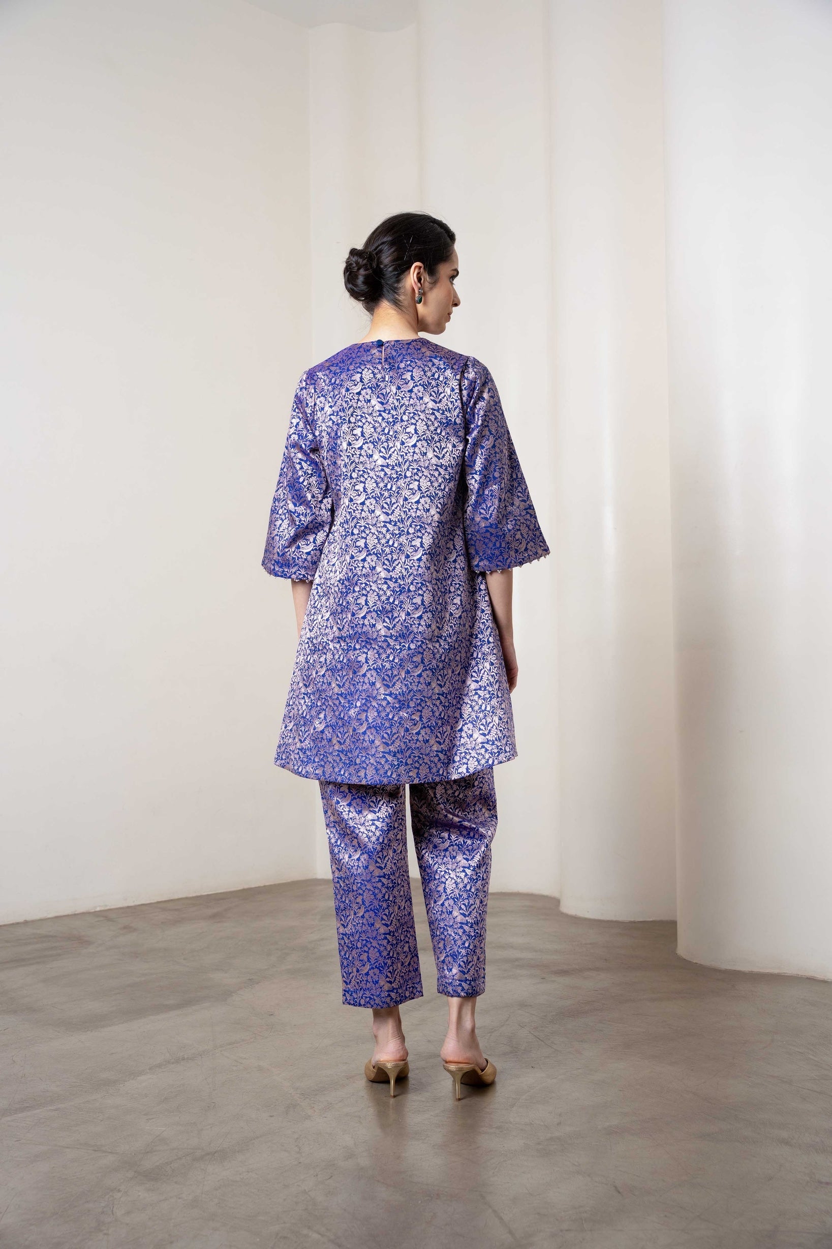 Sonal Kurta Set In Blue - CiceroniKurta Set, Festive WearShriya Singhi