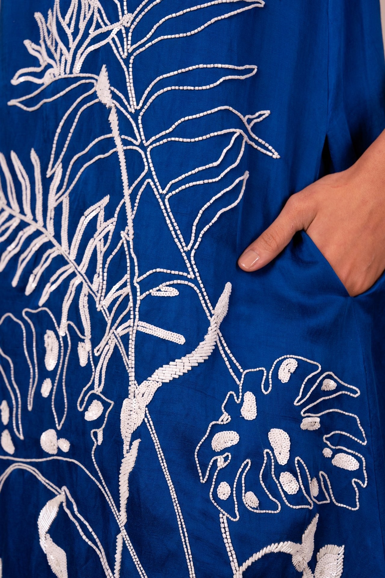 Sonic - The City Walk Midi Dress - CiceroniDressesMadder Much