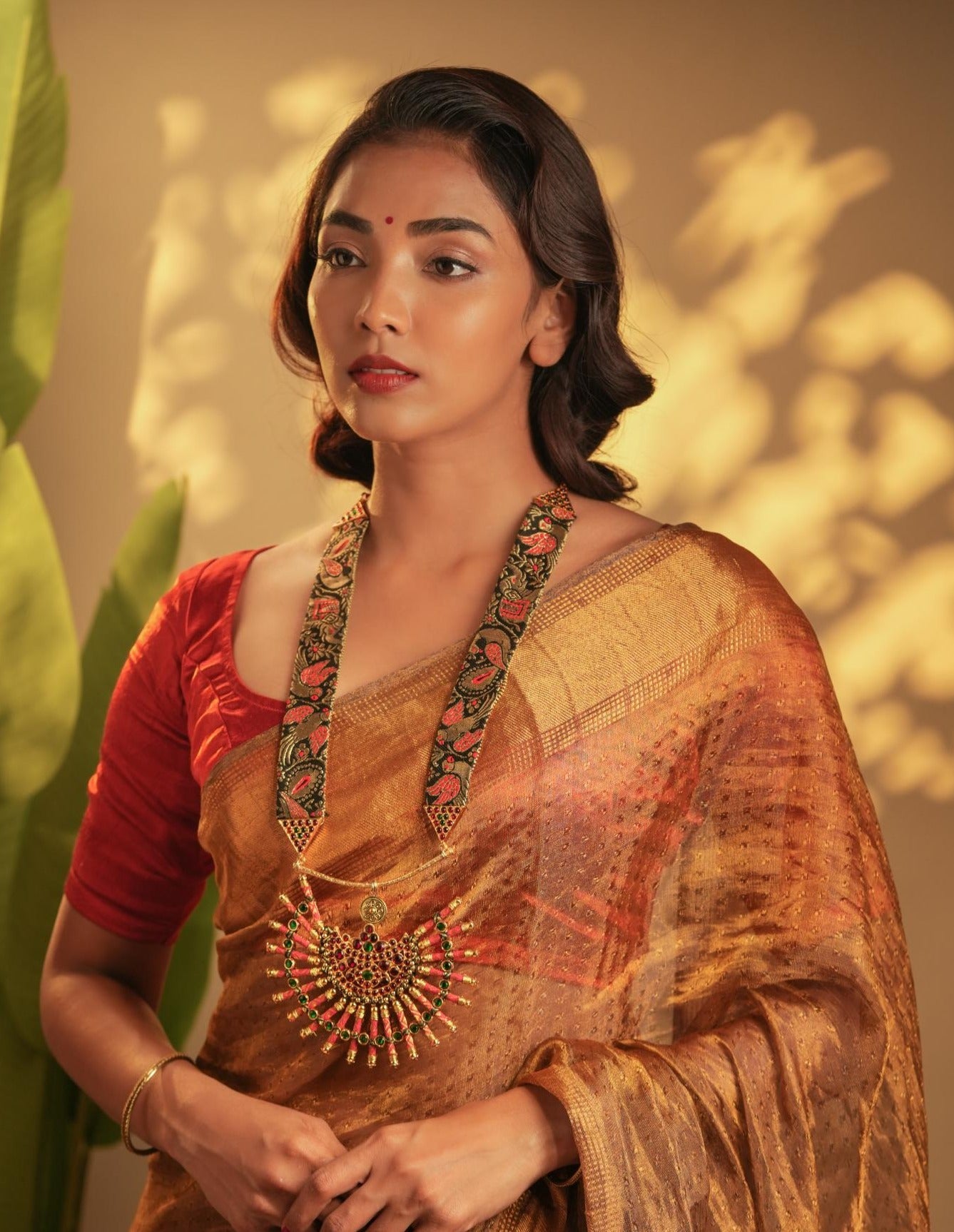 Statement Temple Motif and Brocade Haar - CiceroniNecklaceAarika