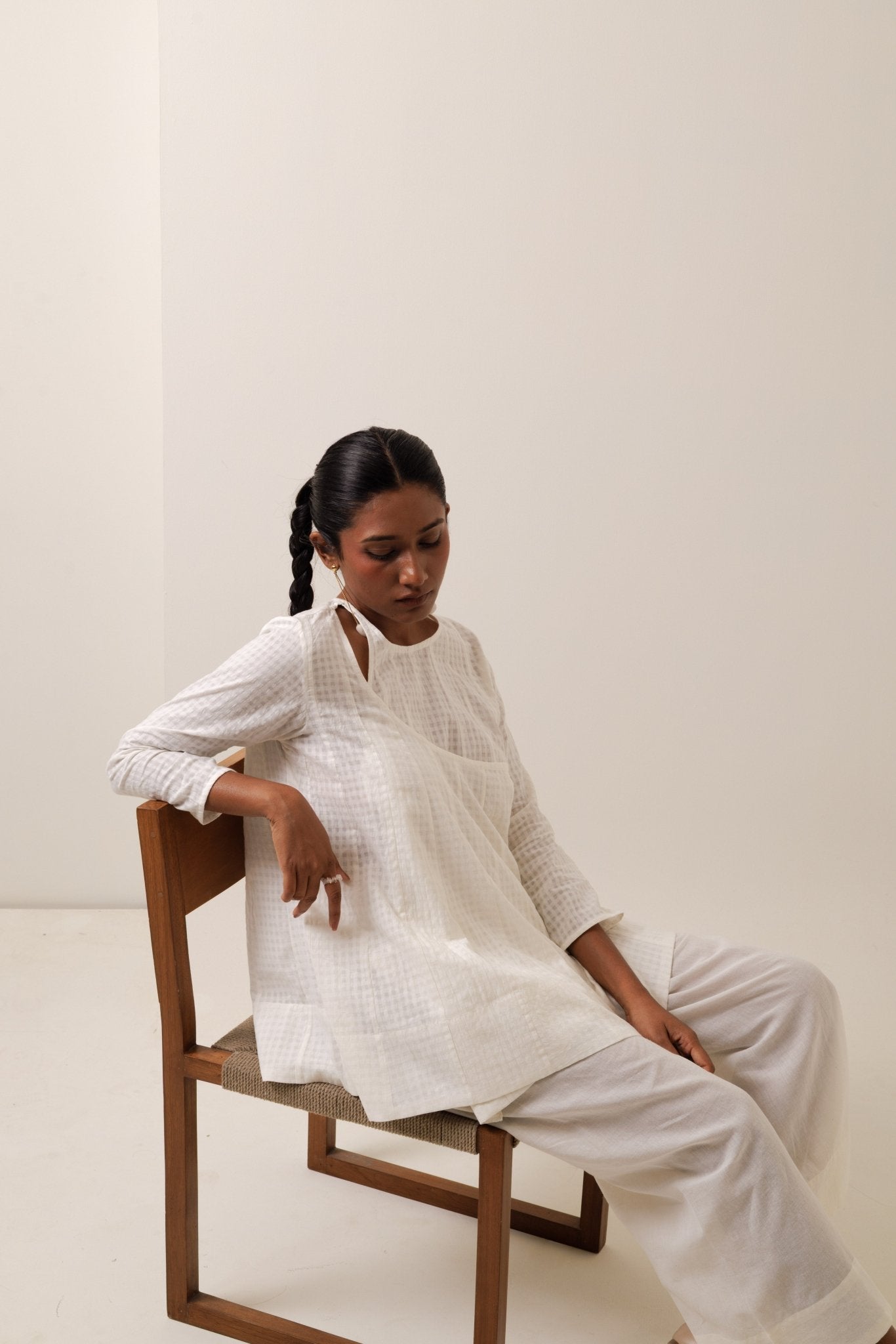 Sthira Set - CiceroniCo - ord SetKajal Agarwal