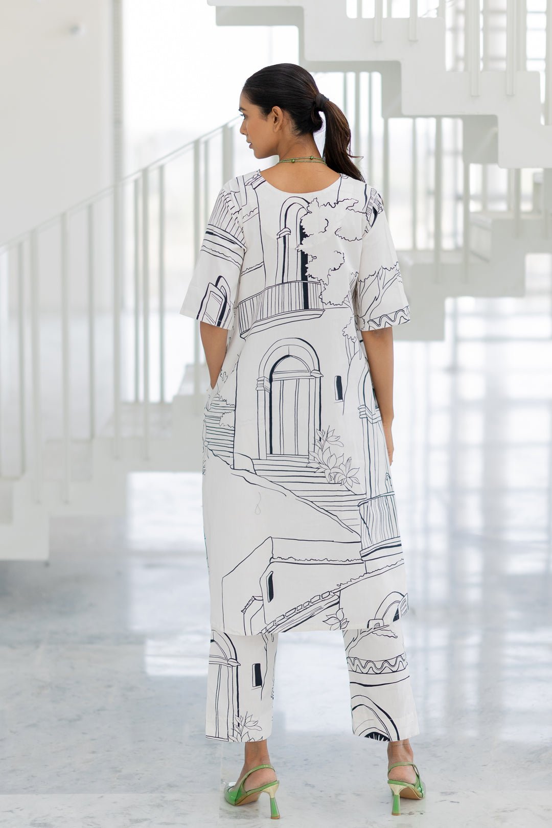 Sunlit Vistas Embroidered Kurta Set - CiceroniKurta Set, Everyday WearSilai Studio
