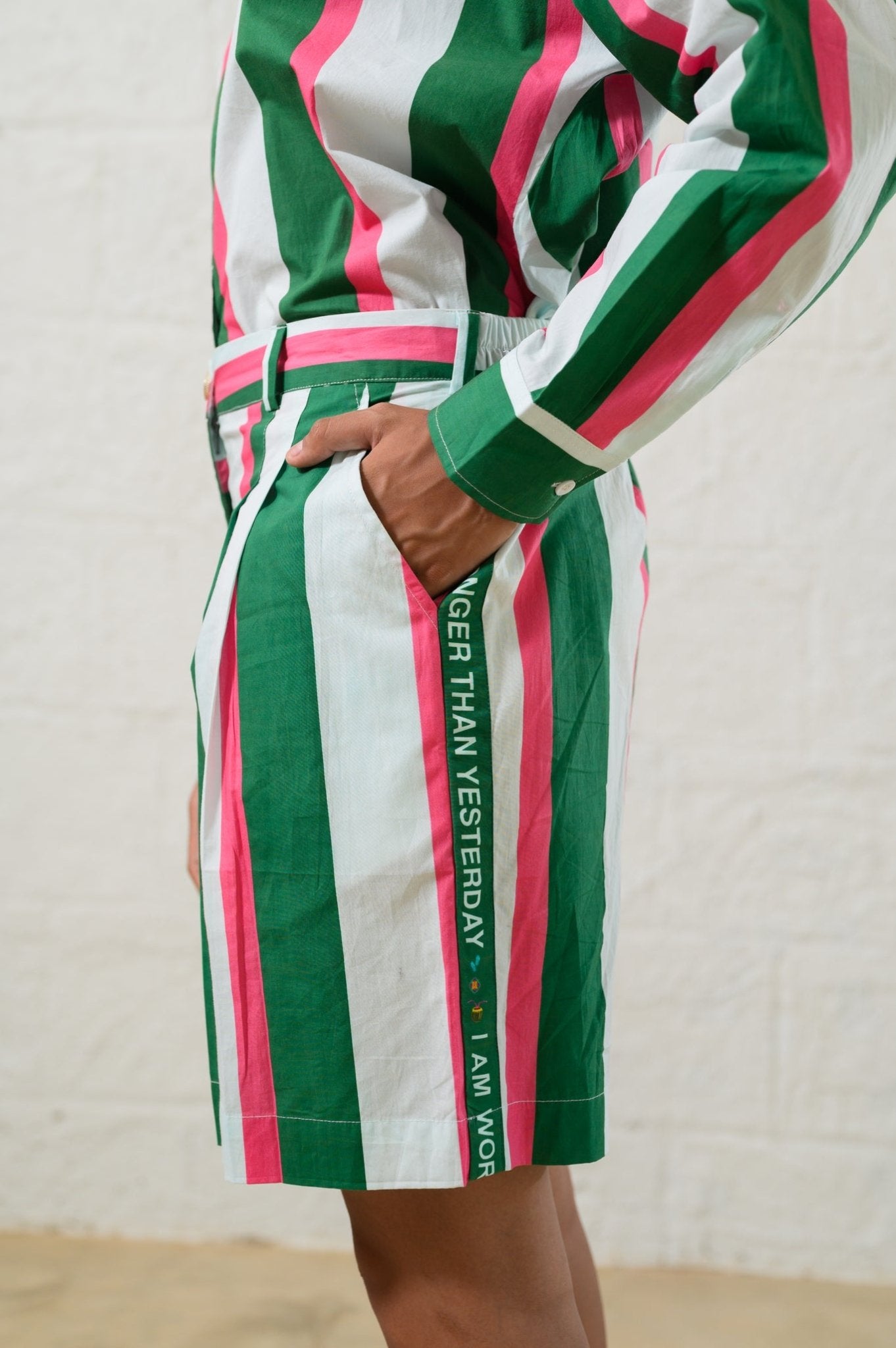 Susegad Listras Verde - CiceroniCo - ord SetPrachi Kamat