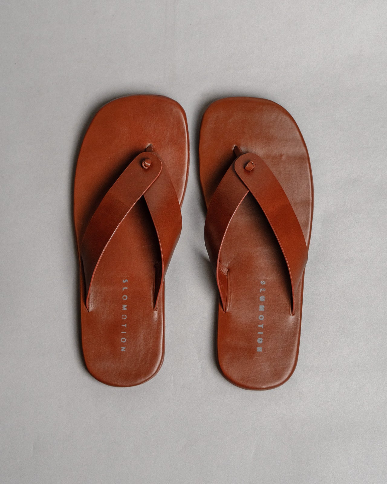 Tan Knot Flip Flops - Women - CiceroniFlatsSlomotion