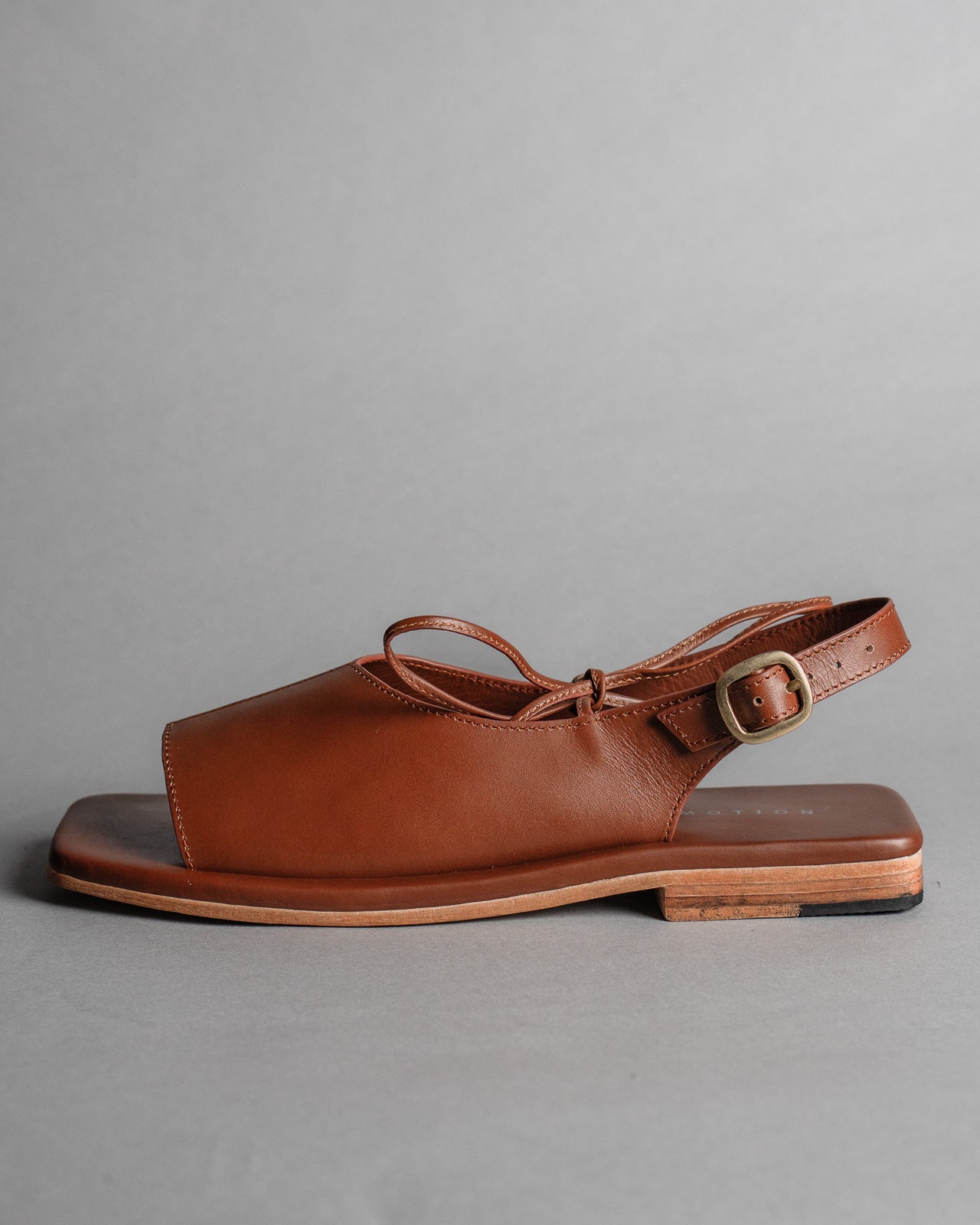 Tan Mio Sandals - Women - CiceroniSandalsSlomotion