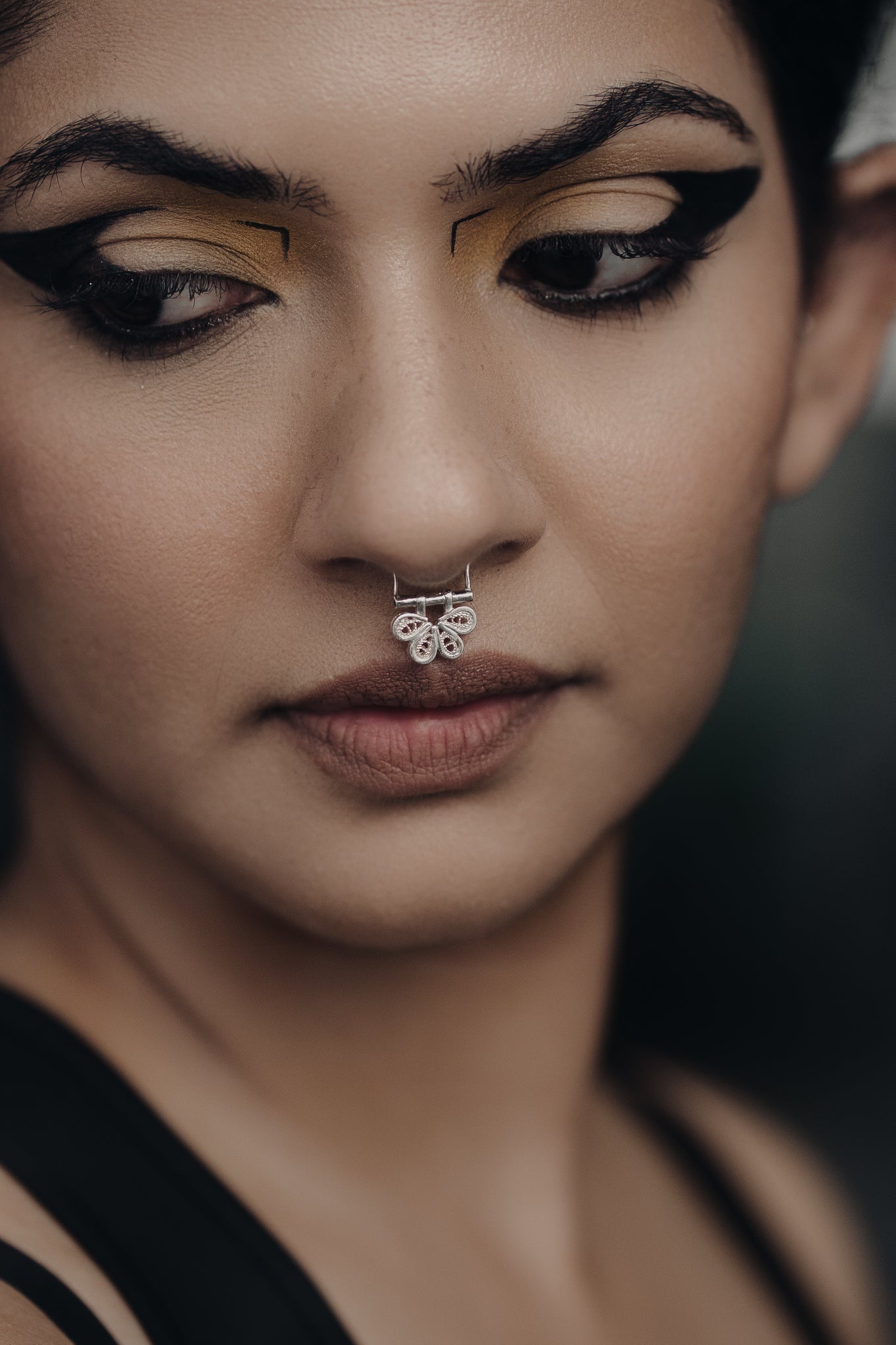 Tarkashi Septum Ring - CiceroniNose pinBaka