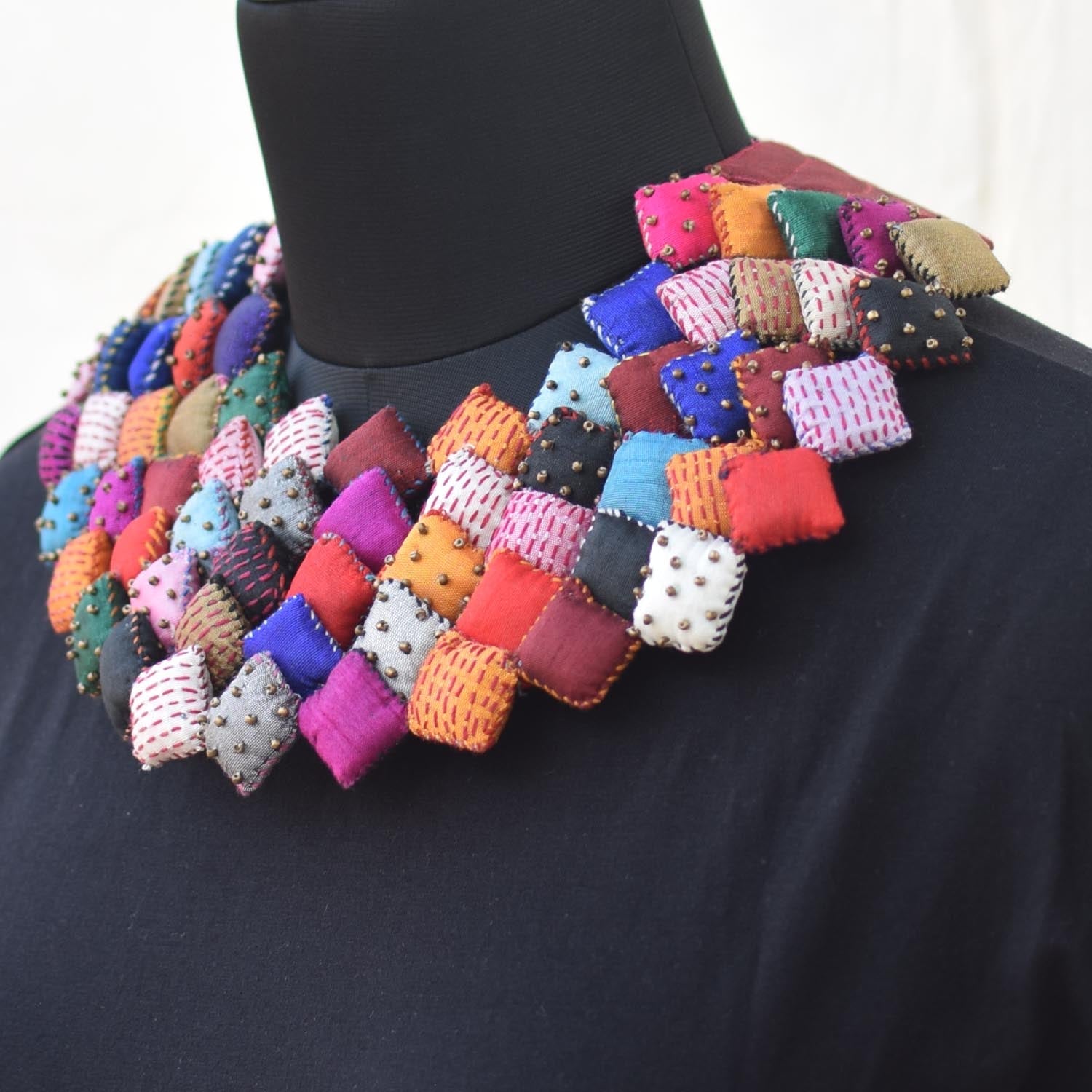 Tejaswini neckpiece - CiceroniNecklacePaulami