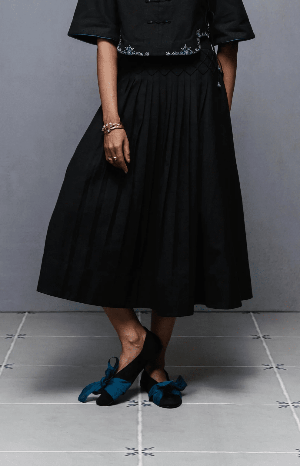 Terra Skirt Black - CiceroniSkirtsSubbah