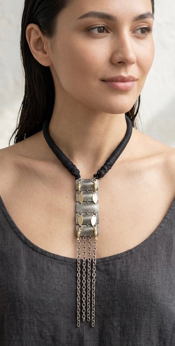 The Chainfall Necklace - CiceroniNecklaceZaza by Somya