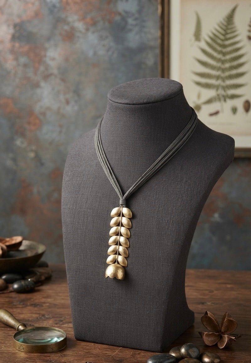 The Fern Stem Necklace - CiceroniNecklaceZaza by Somya