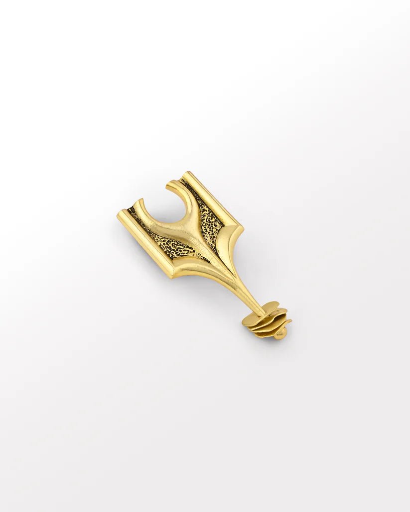 The Pilgrim Brooch - CiceroniBroochBatoki
