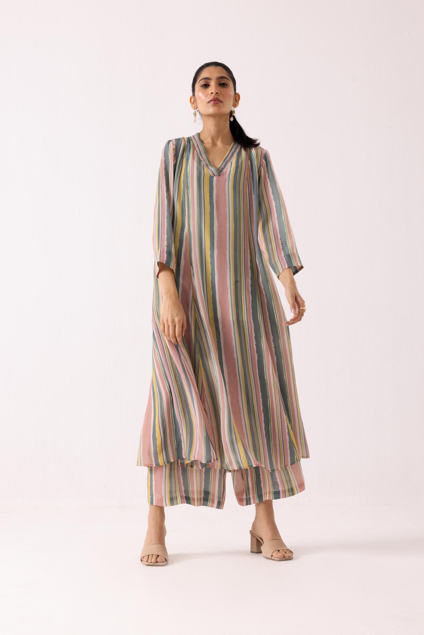 Thea Marshmallow Set - CiceroniKurta SetLabel Shreya Sharma