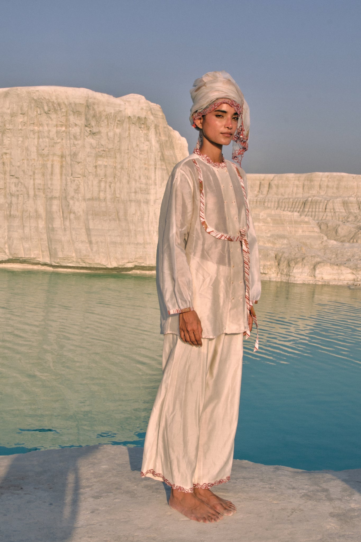 ⁠Thida Mandarin Shirt - CiceroniWomen ShirtsAhmev