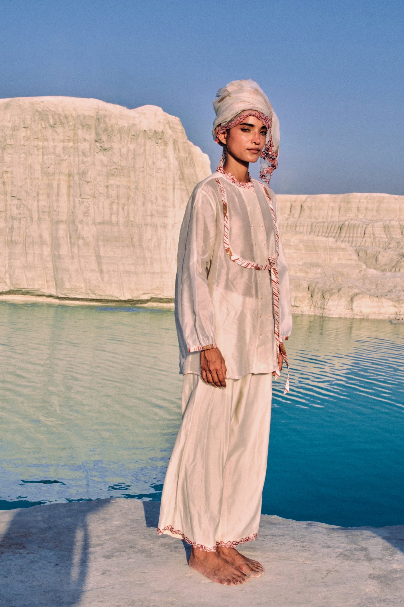 ⁠Thida Mandarin Shirt - CiceroniWomen ShirtsAhmev