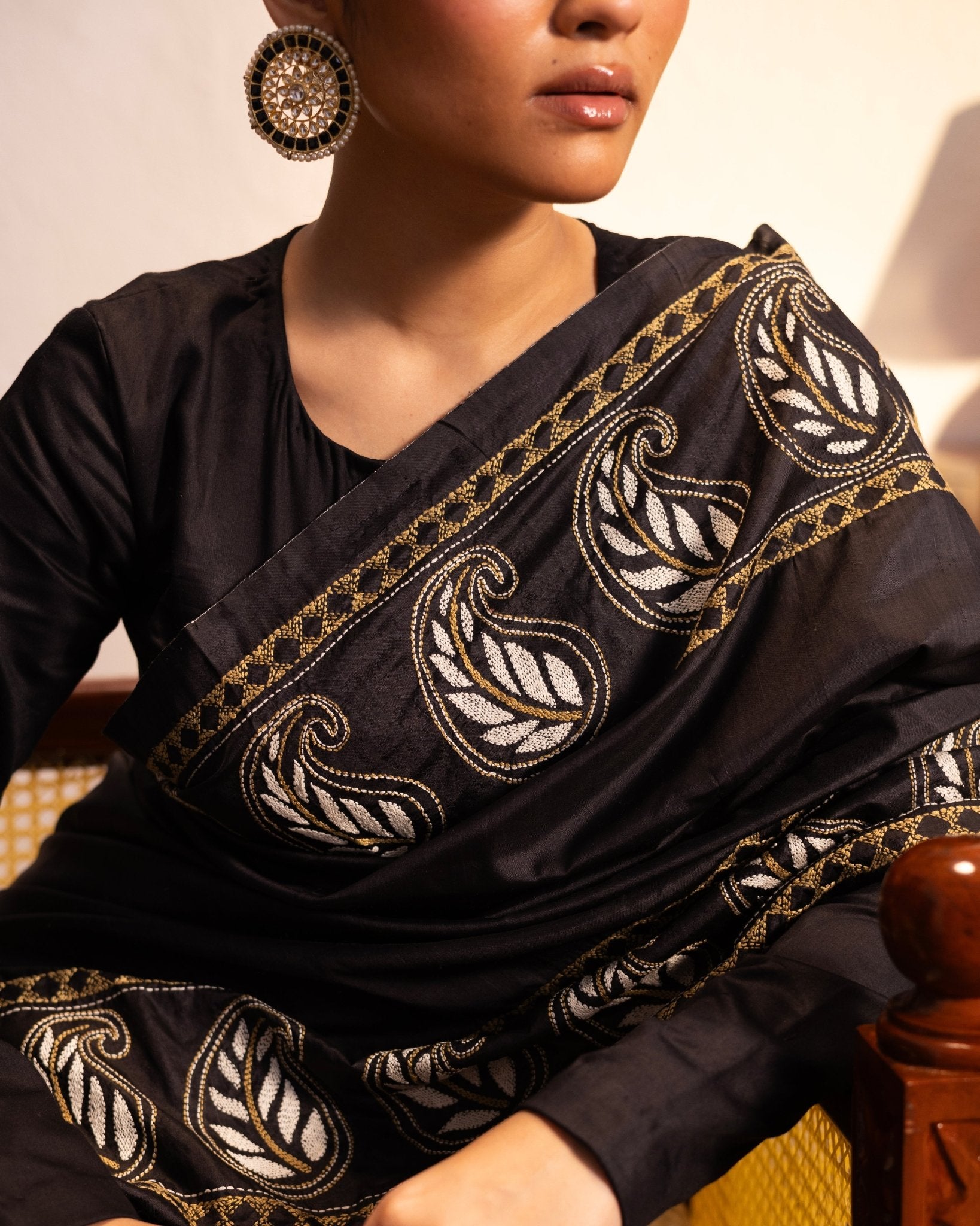 Thumri - Black - CiceroniSareeIra