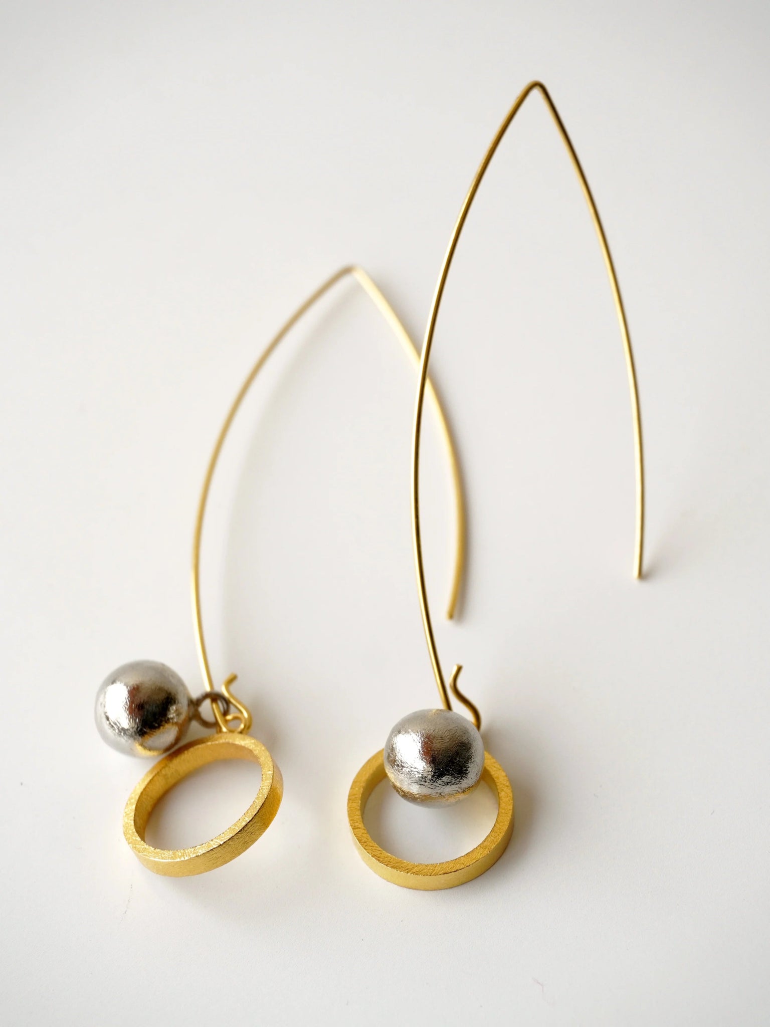 Thyra Sphere - CiceroniEarringsDE'ANMA