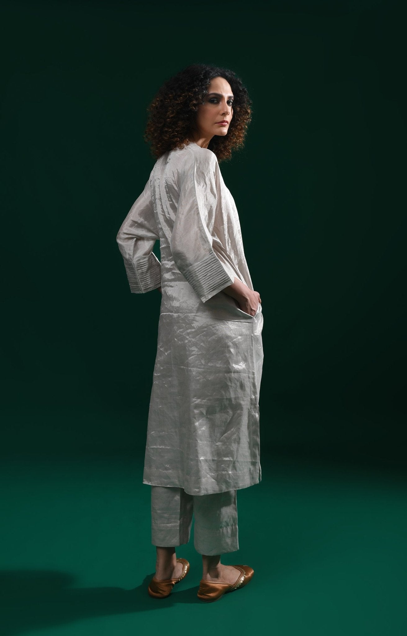 Tissue Kaftan Co - Ord with Pleated Cuff (Set of 2) - Silver - CiceroniKurta Set, Festive WearHiranya