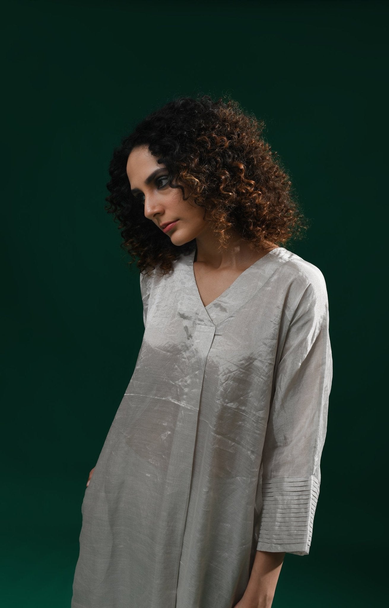 Tissue Kaftan Co - Ord with Pleated Cuff (Set of 2) - Silver - CiceroniKurta Set, Festive WearHiranya