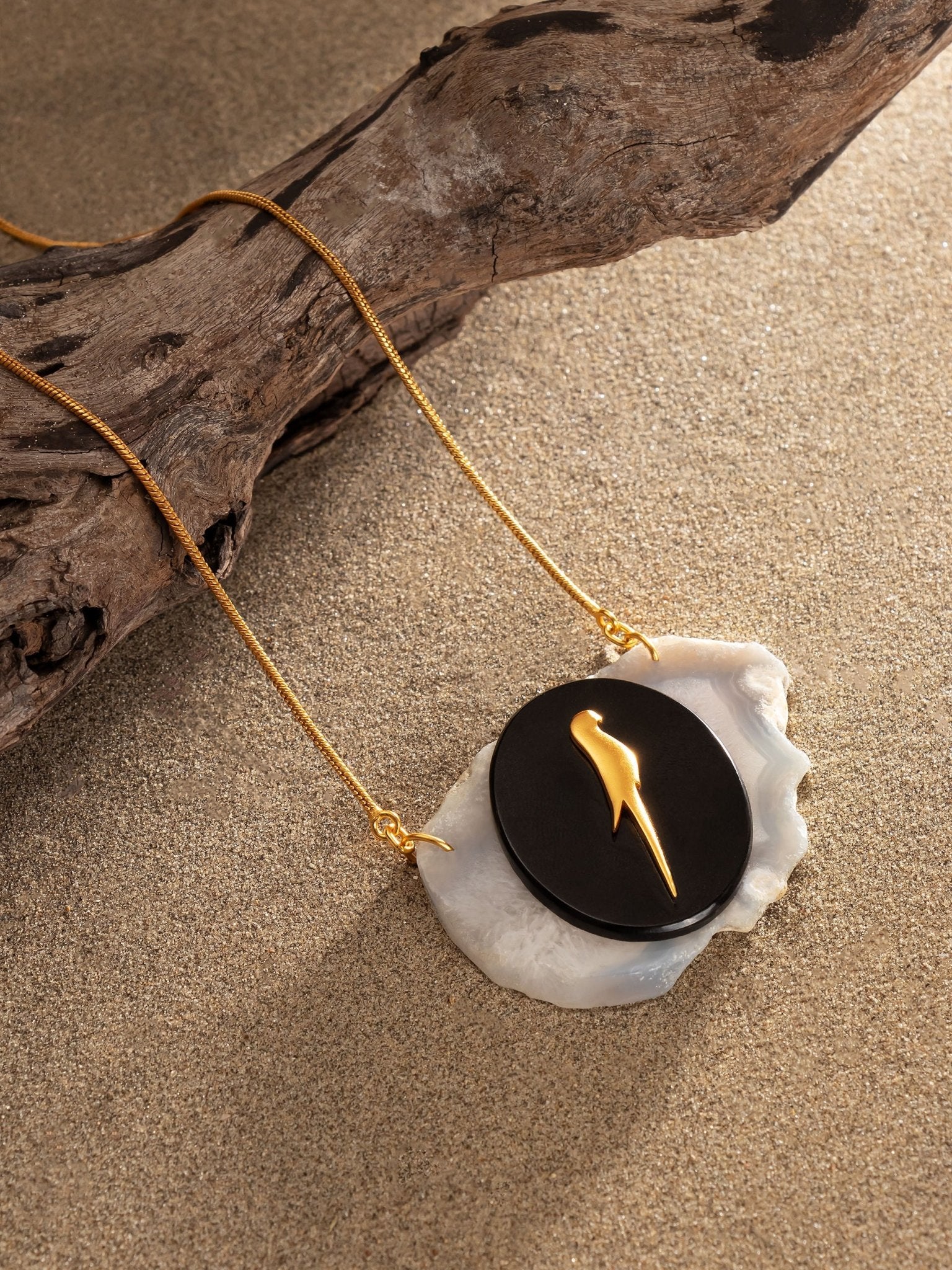 Tota and Black Agate Necklace - CiceroniNecklaceRumri