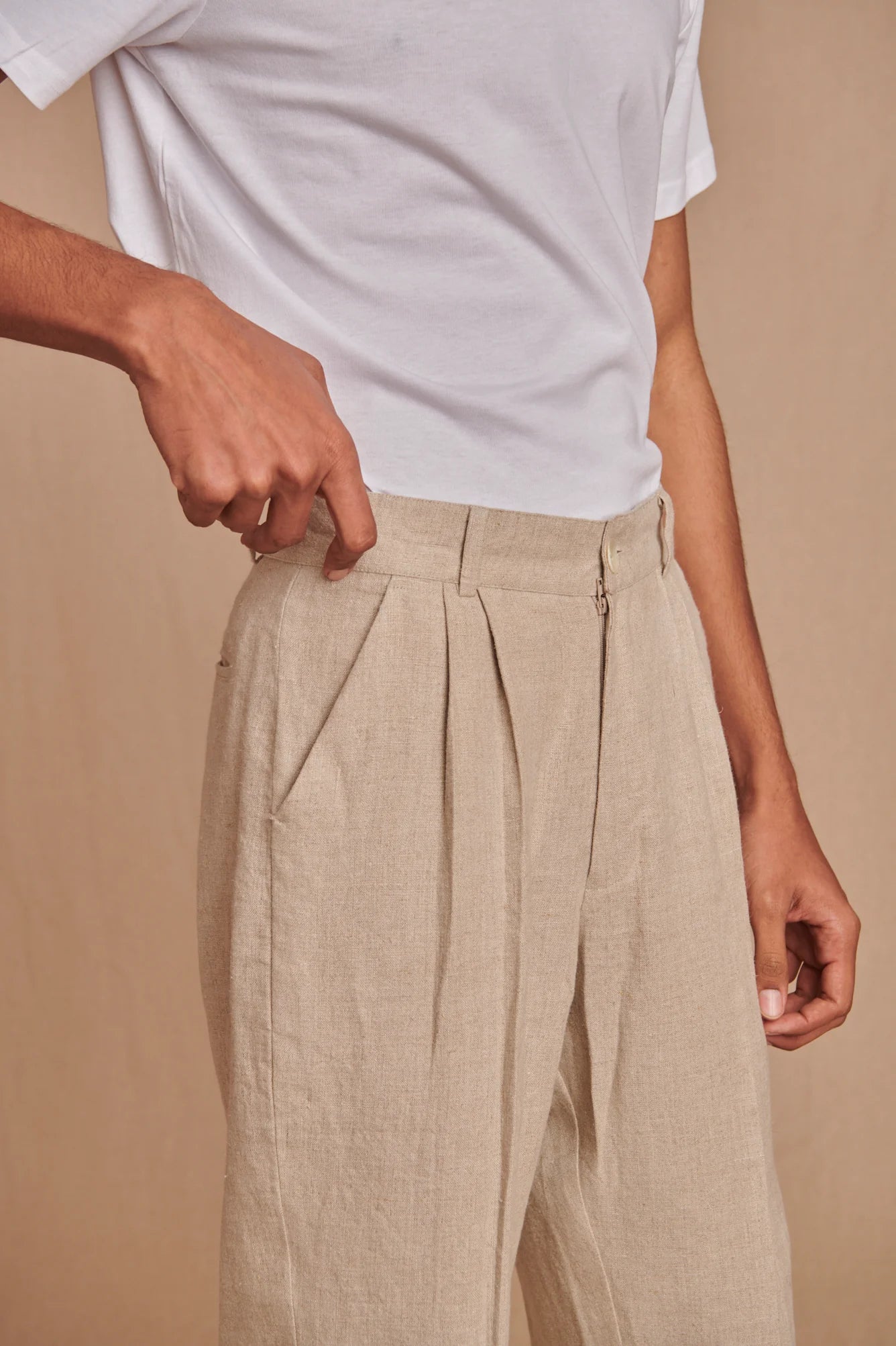 Undyed Linen Men's Pleated Tappered Pants - CiceroniPantsSaphed