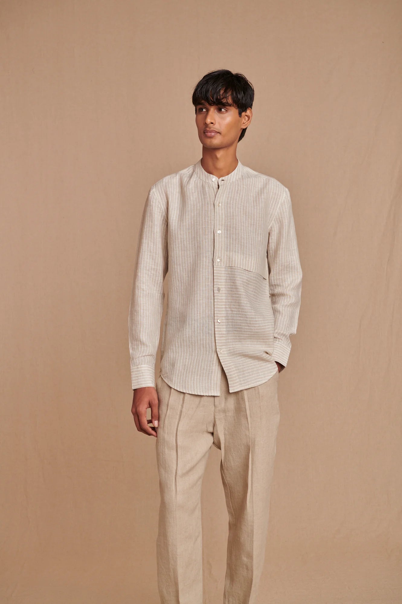 Undyed Pinstripe Linen Men's Band Collar Shirt - Slim Fit - CiceroniShirtSaphed