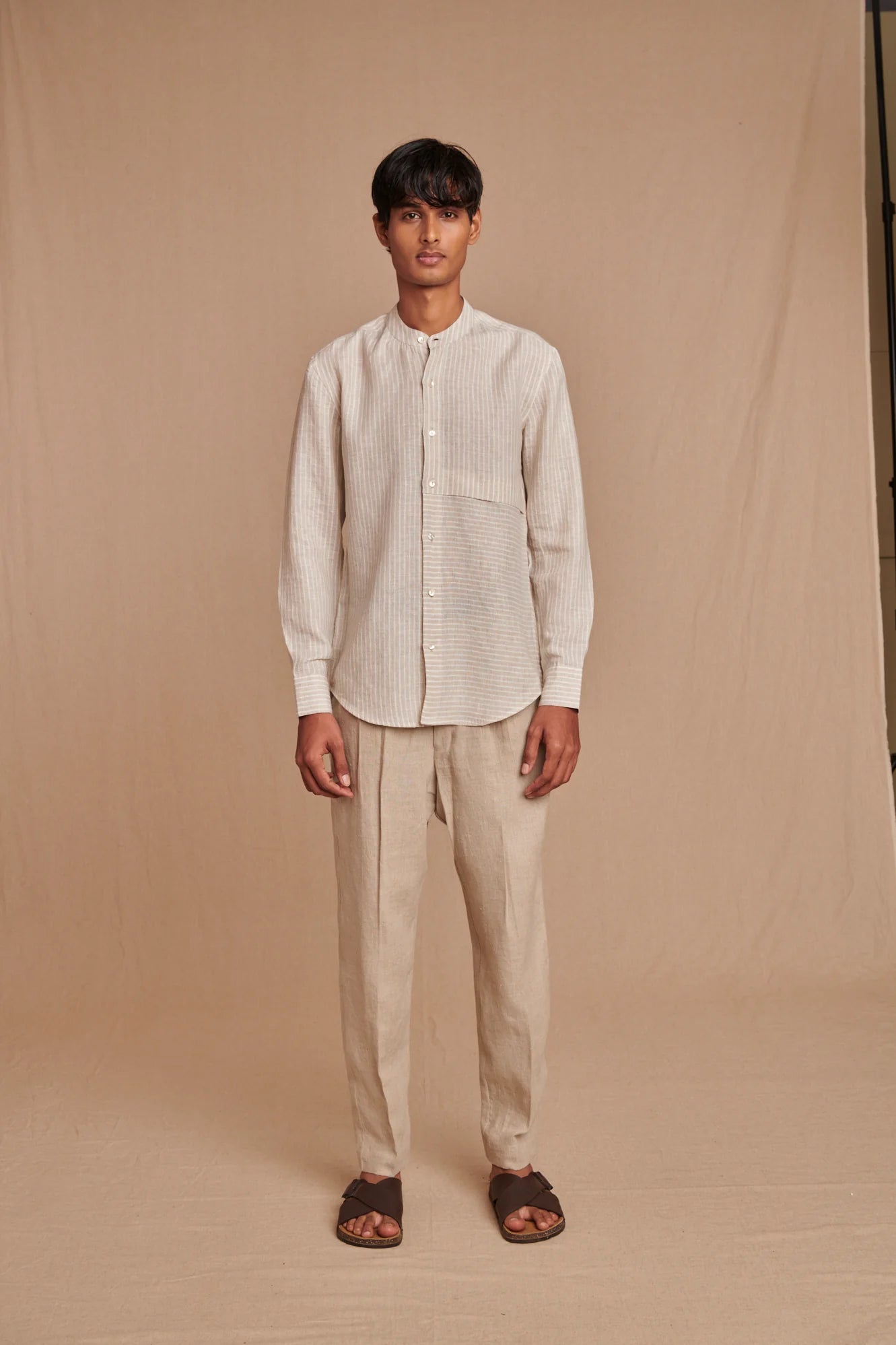 Undyed Pinstripe Linen Men's Band Collar Shirt - Slim Fit - CiceroniShirtSaphed