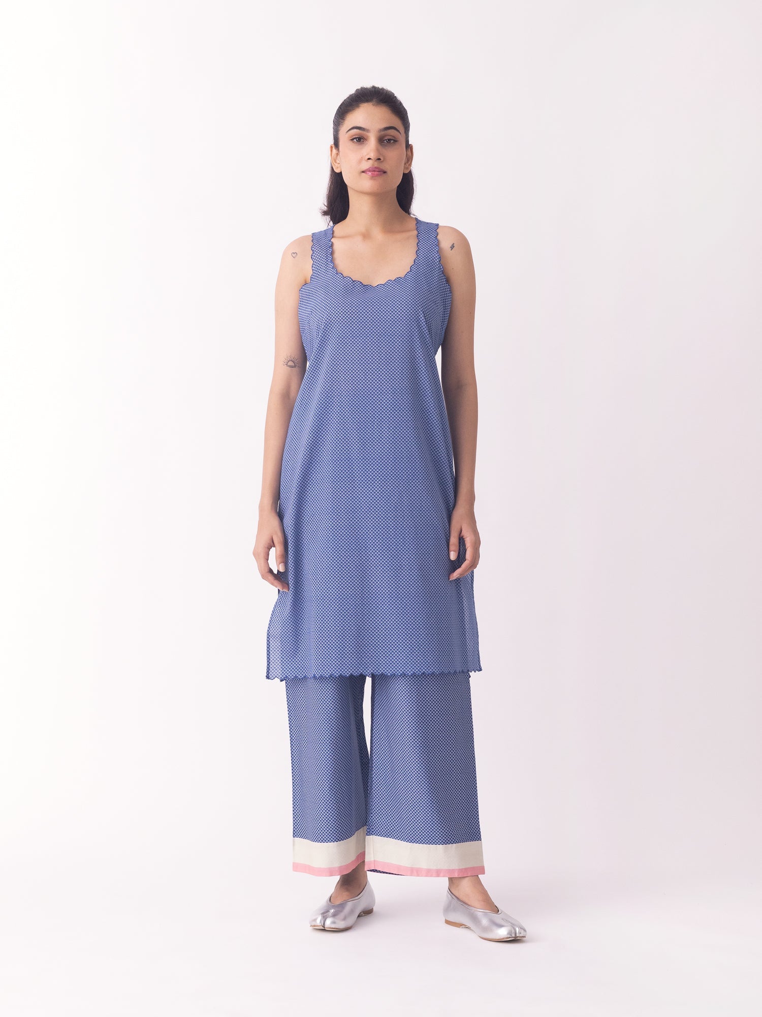 Urara Overlay with Slip - CiceroniJacketsShades of India