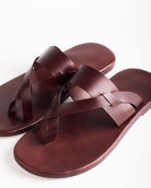 V - Strap Mens Chappals - CiceroniFlatsSlomotion