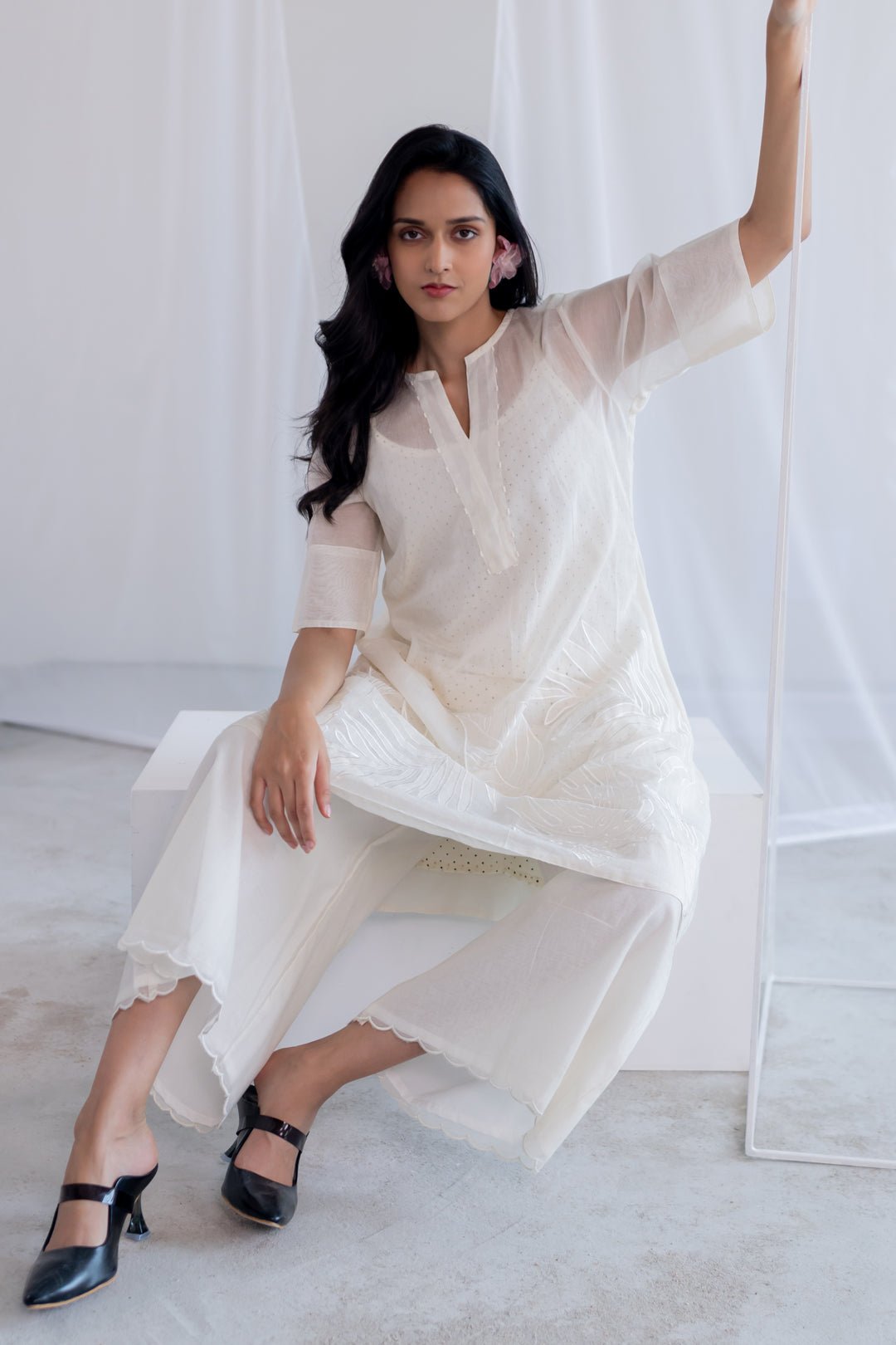 Vanilla Foliage Applique Kurta Set - CiceroniKurta Set, Everyday WearSilai Studio