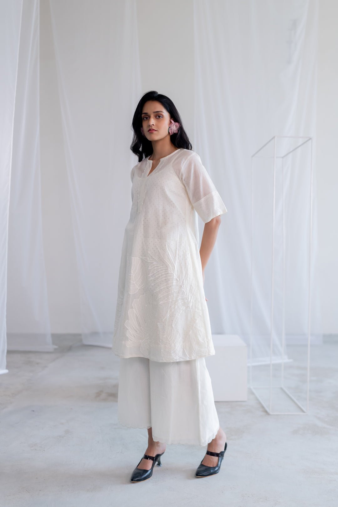 Vanilla Foliage Applique Kurta Set - CiceroniKurta Set, Everyday WearSilai Studio