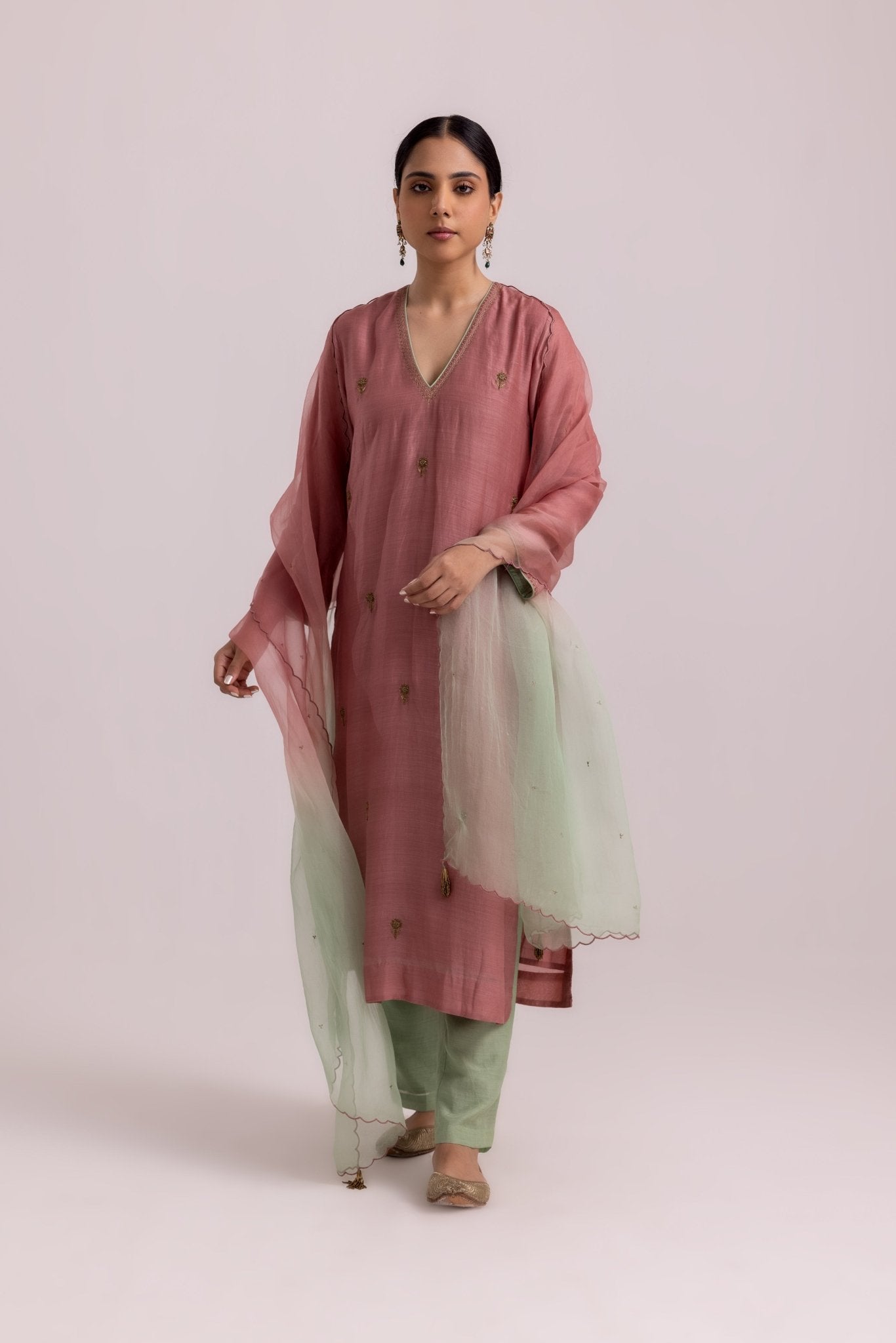 Veena Kurta Dupatta Set - Dusty Pink - CiceroniKurta Set, Festive WearLabel Shreya Sharma