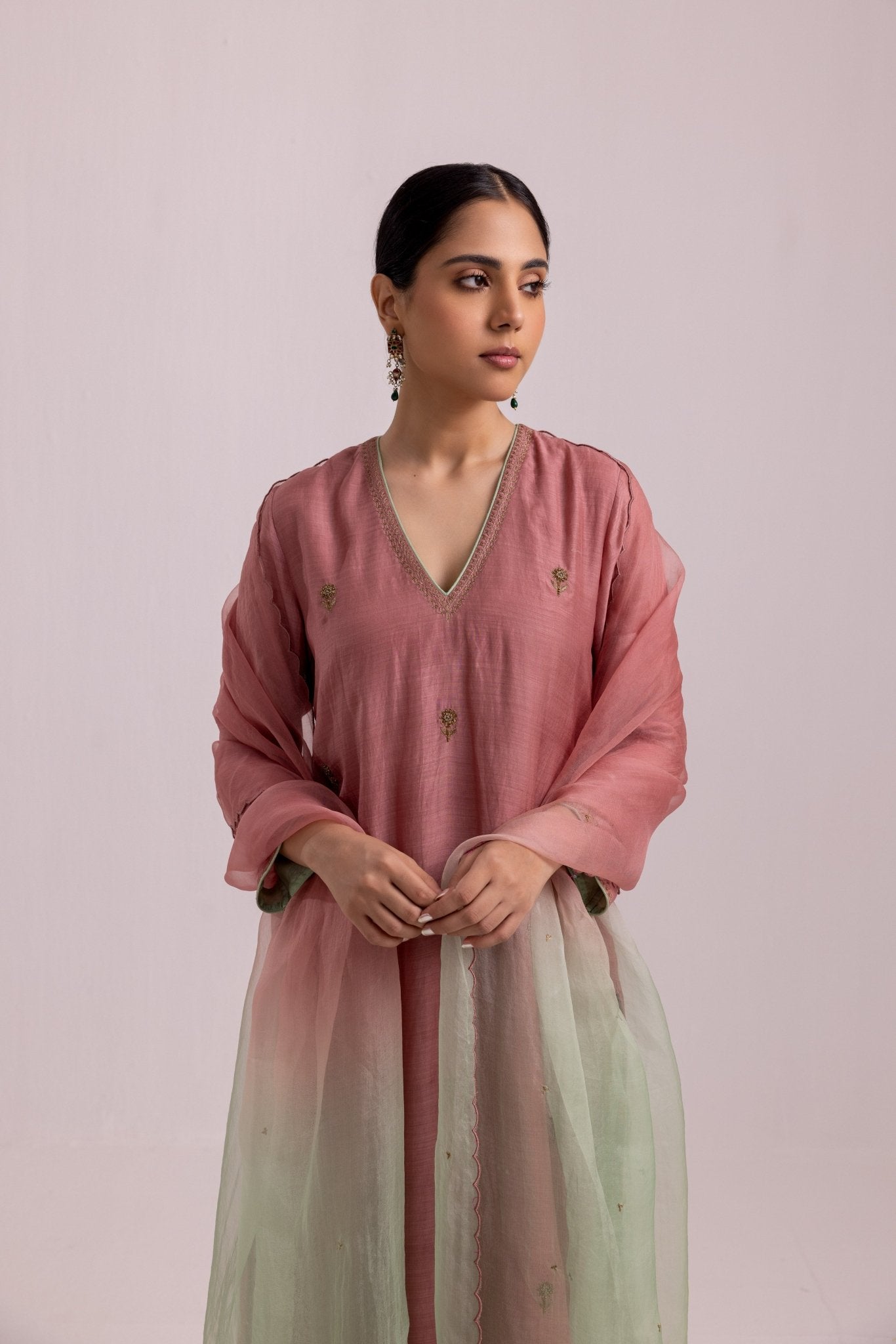 Veena Kurta Dupatta Set - Dusty Pink - CiceroniKurta Set, Festive WearLabel Shreya Sharma