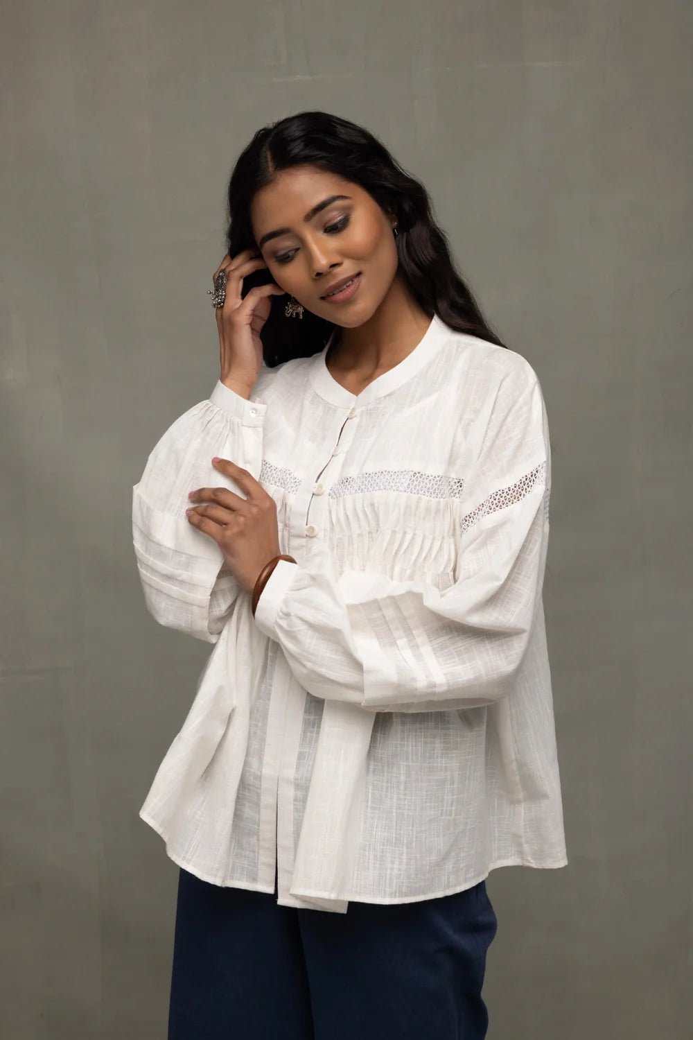 White Breezy Relaxed Fit Top - CiceroniTopsSutra Art of Clothing