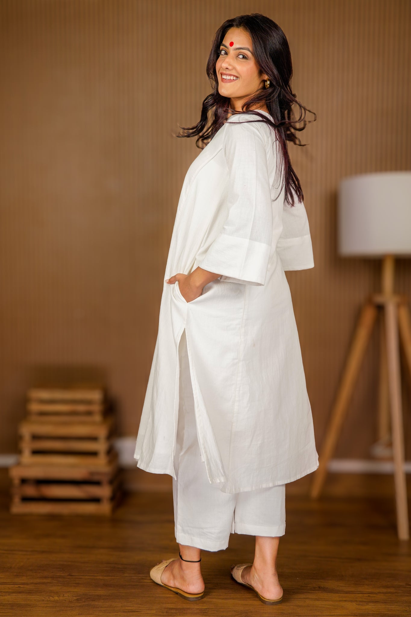 White Kurta and Pants Set - CiceroniKurta SetPrathaa
