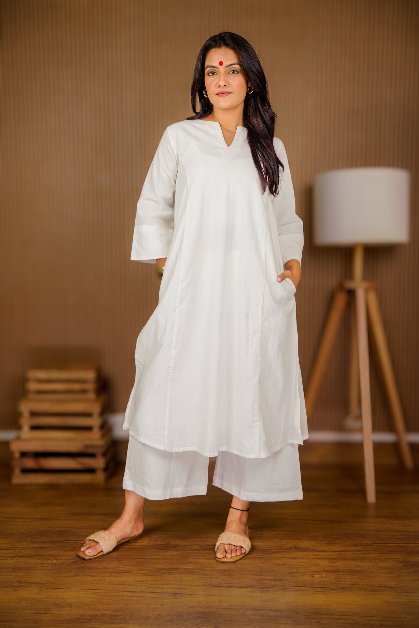 White Kurta and Pants Set - CiceroniKurta SetPrathaa